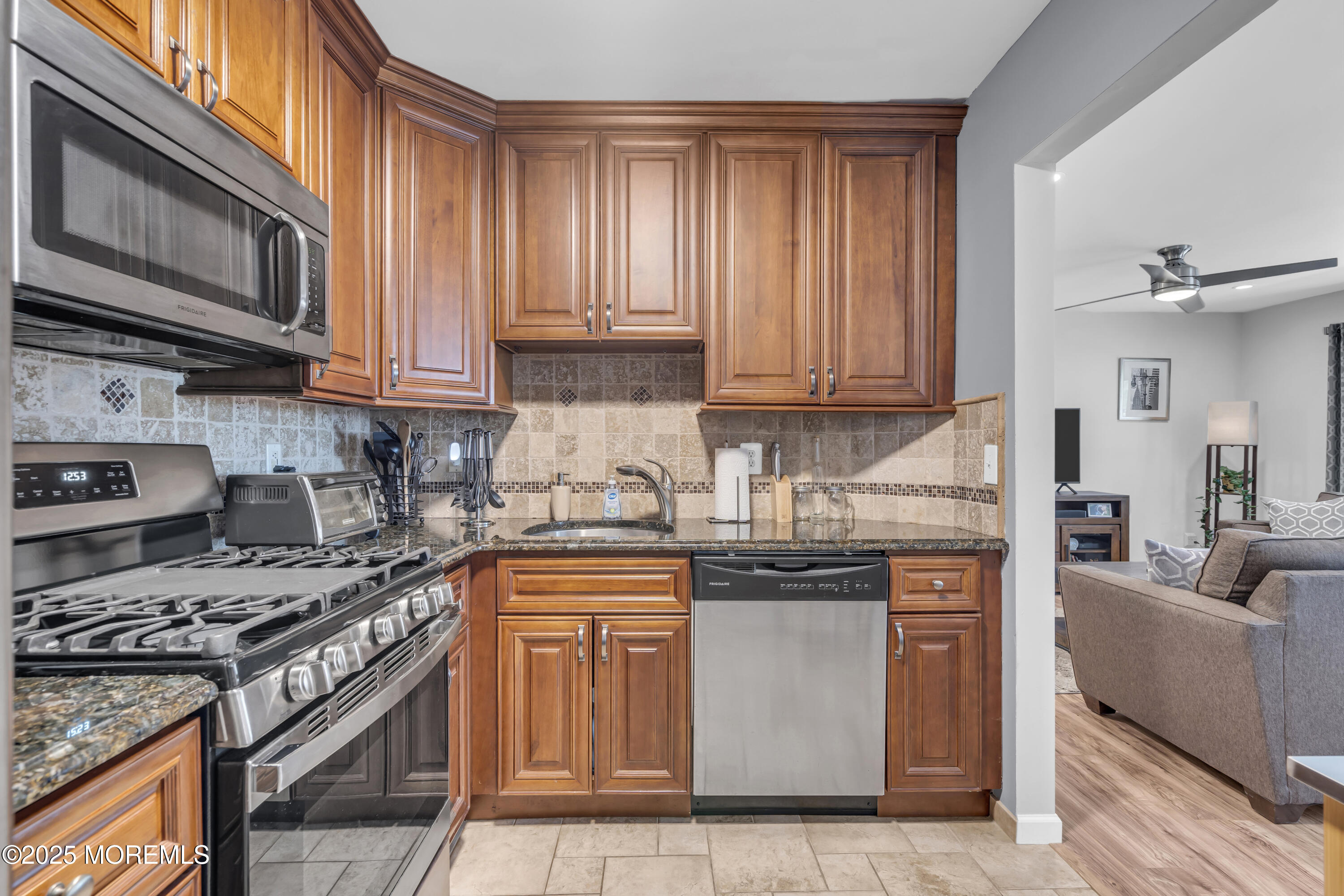 568 Applewood Court, Howell, NJ, 07731 image 12