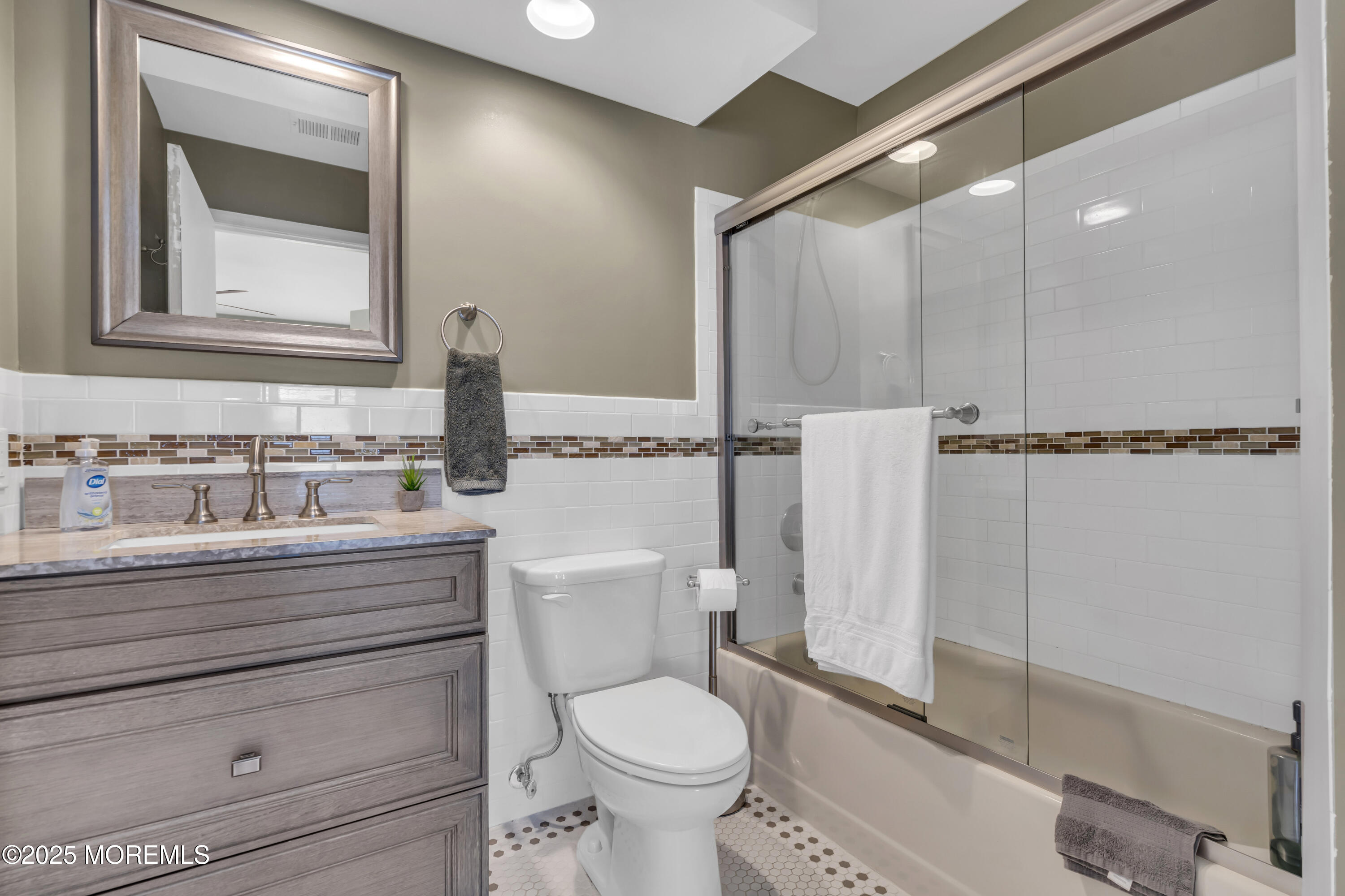 568 Applewood Court, Howell, NJ, 07731 image 19