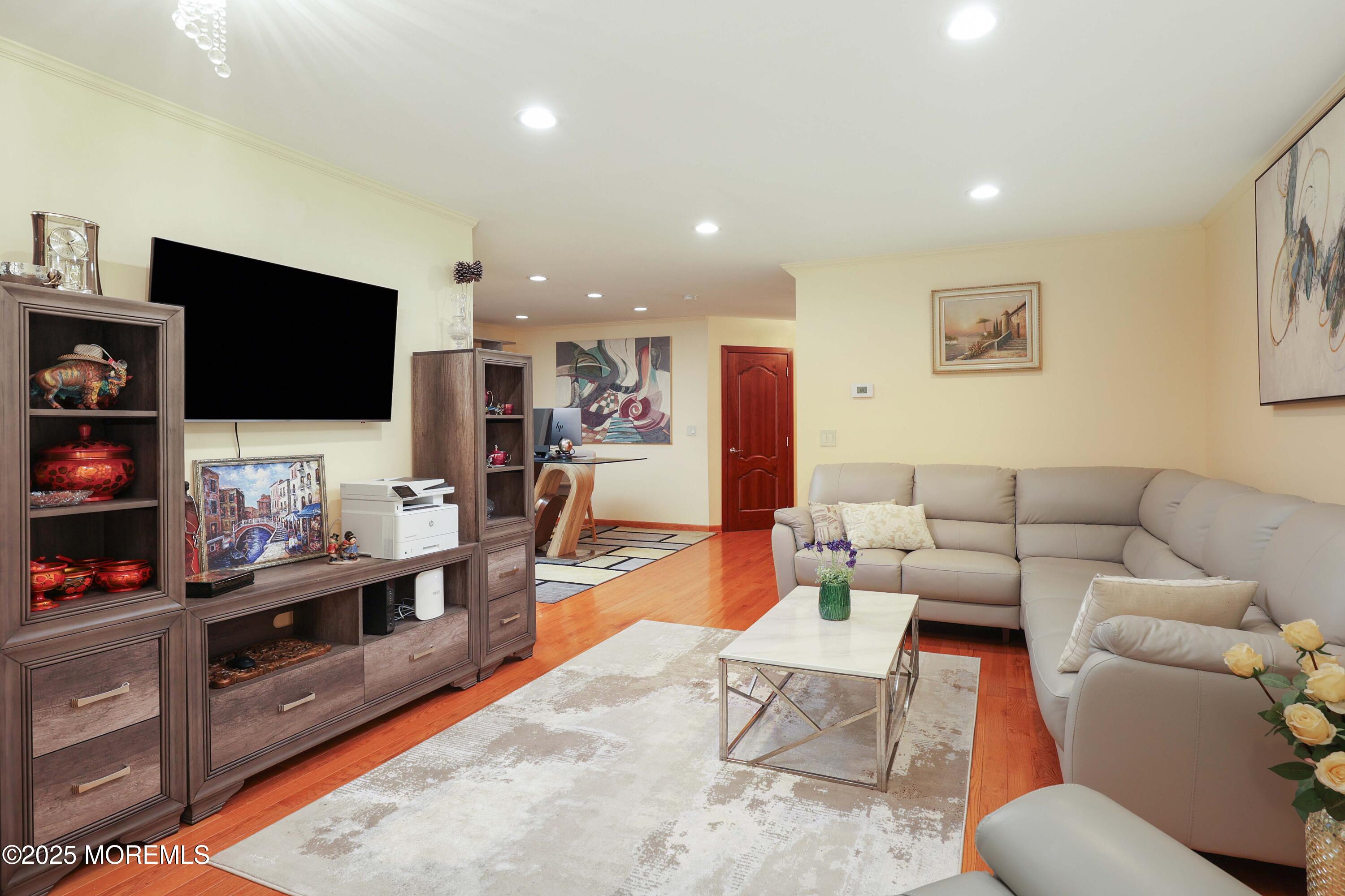 407 Oak Knoll Drive 40-7, Manalapan, NJ, 07726 image 13