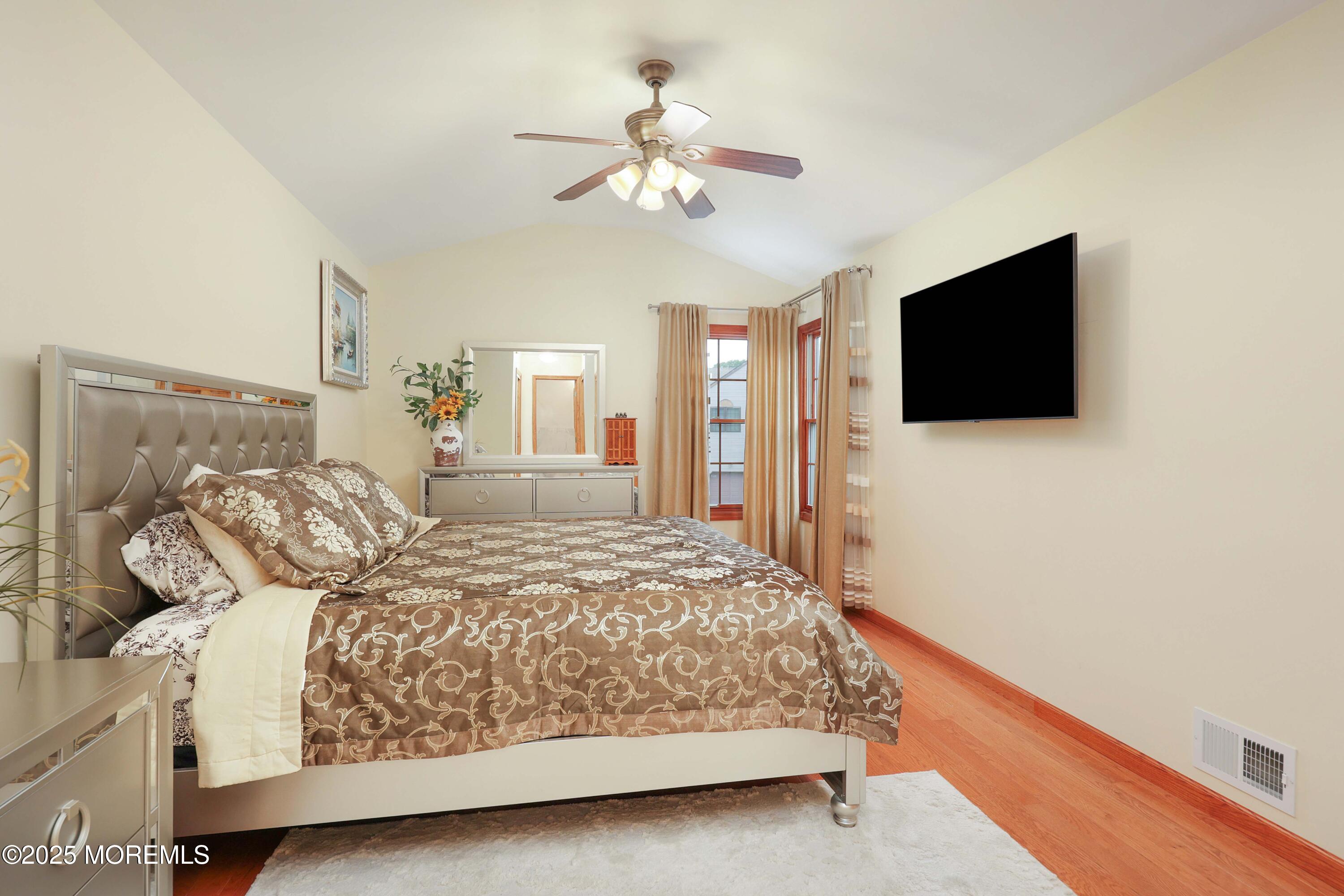 407 Oak Knoll Drive 40-7, Manalapan, NJ, 07726 image 15