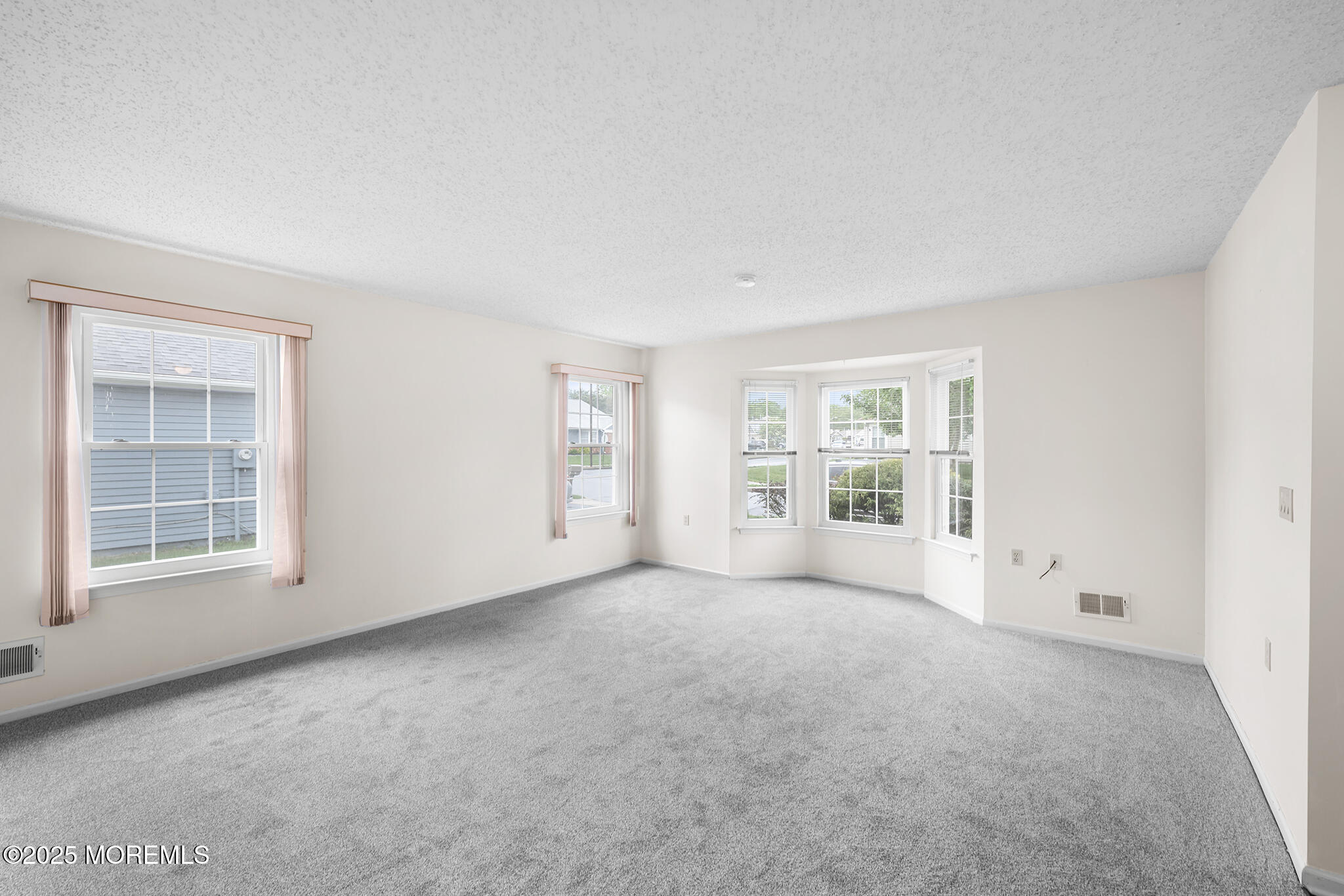 22 Pine Oak Boulevard, Barnegat, NJ, 08005