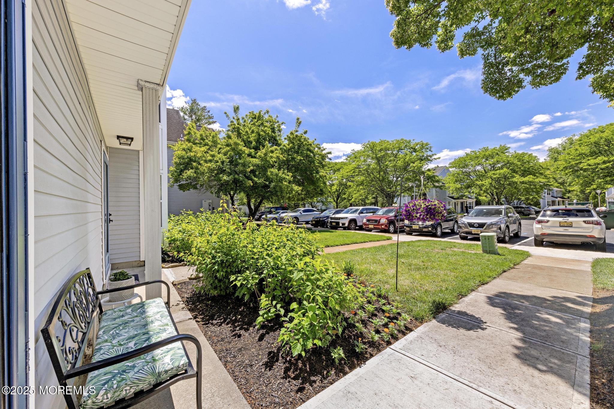 405 Hampton Court 15-4, Manalapan, NJ, 07726 image 31