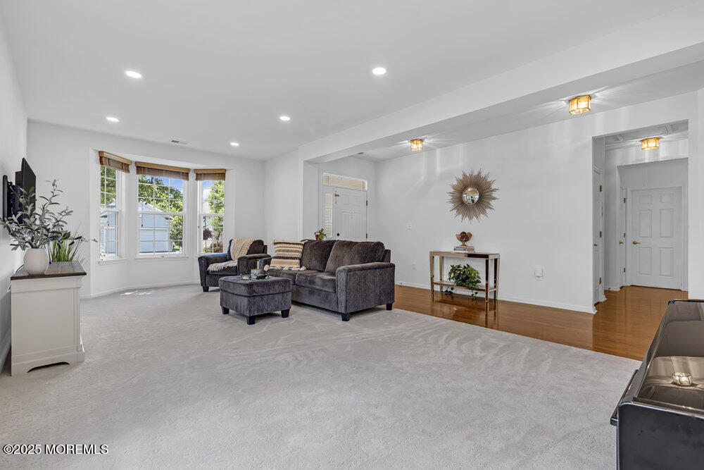 27 Cromwell Lane, Jackson, NJ, 08527
