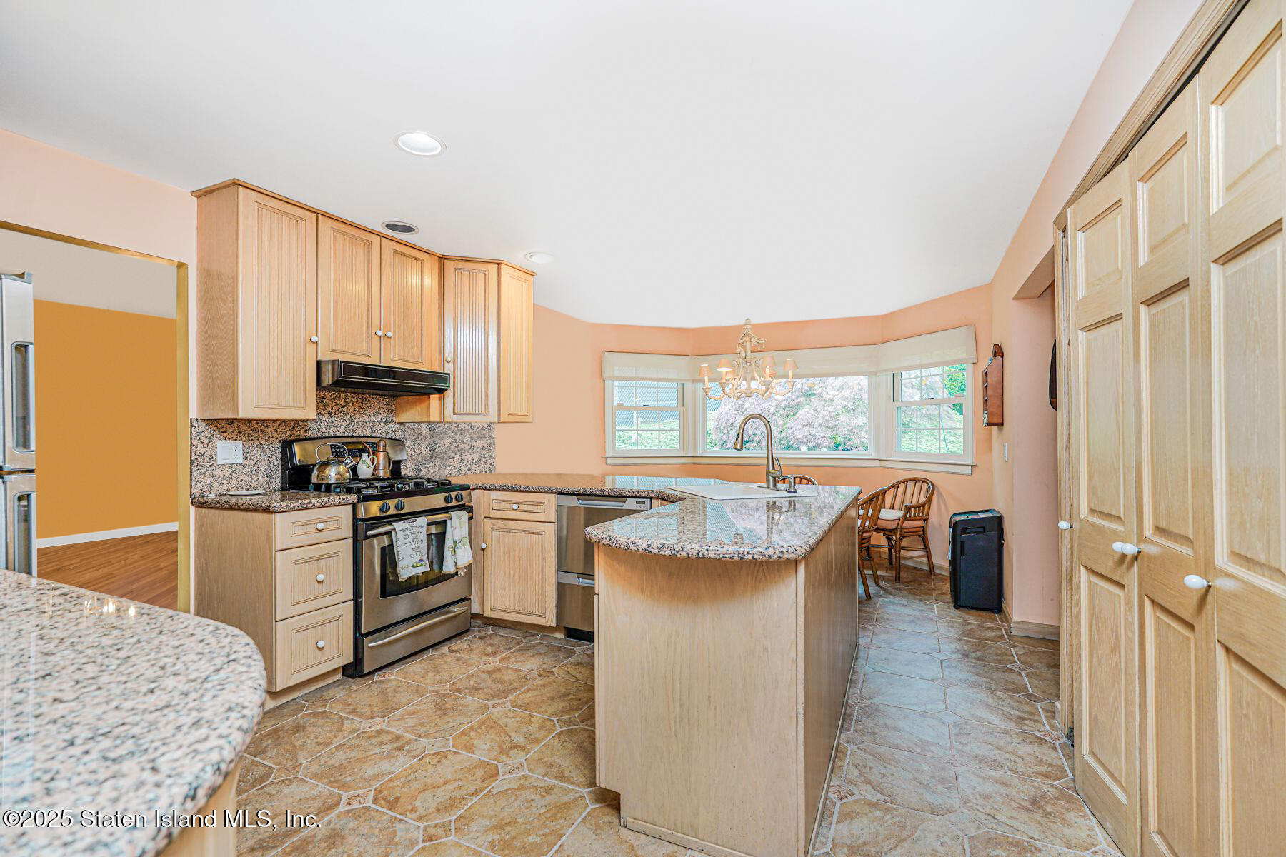 533 Ocean Terrace, Staten Island, NY, 10301 image 14