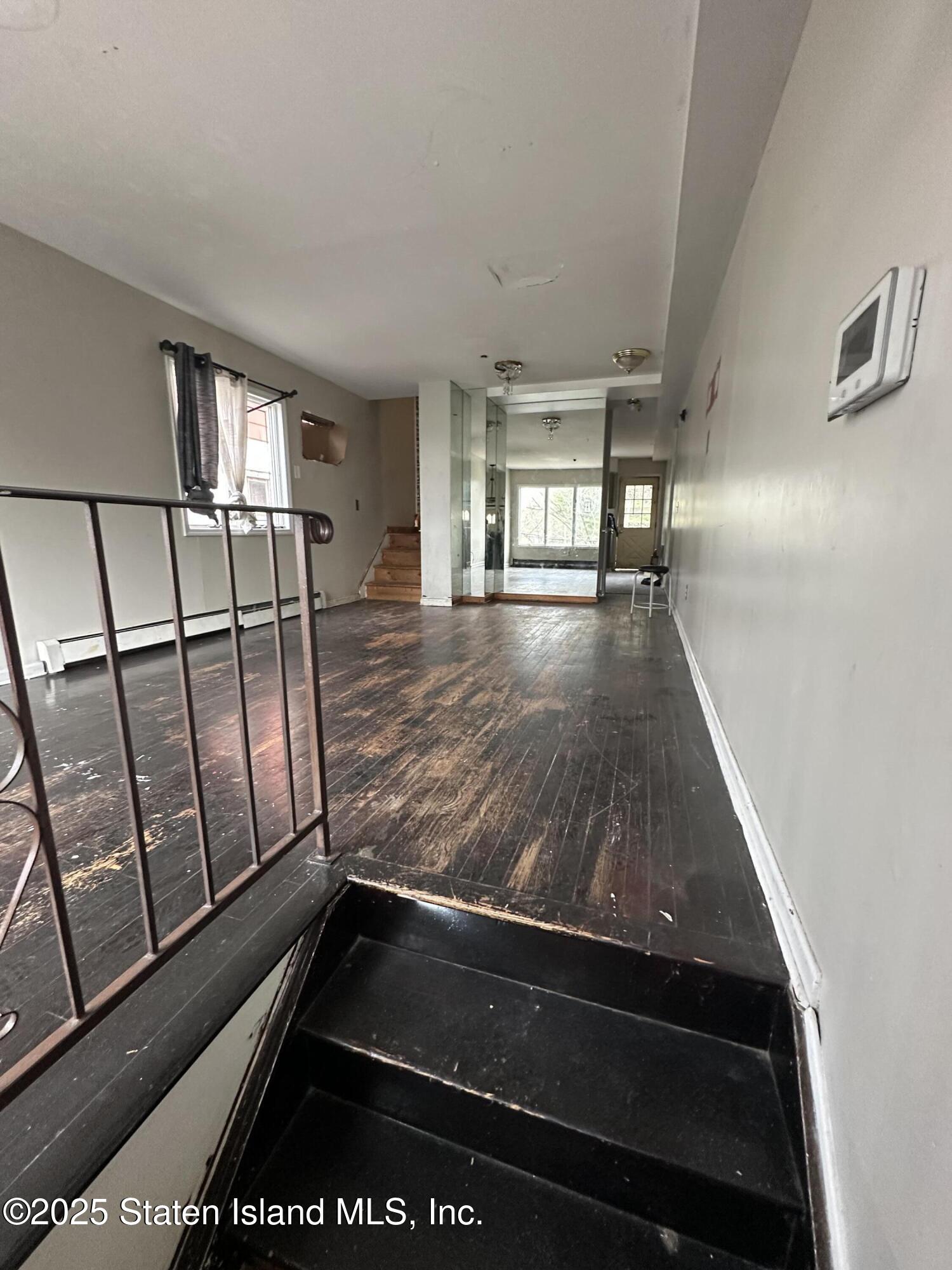 22 Pommer Avenue, Staten Island, NY, 10304