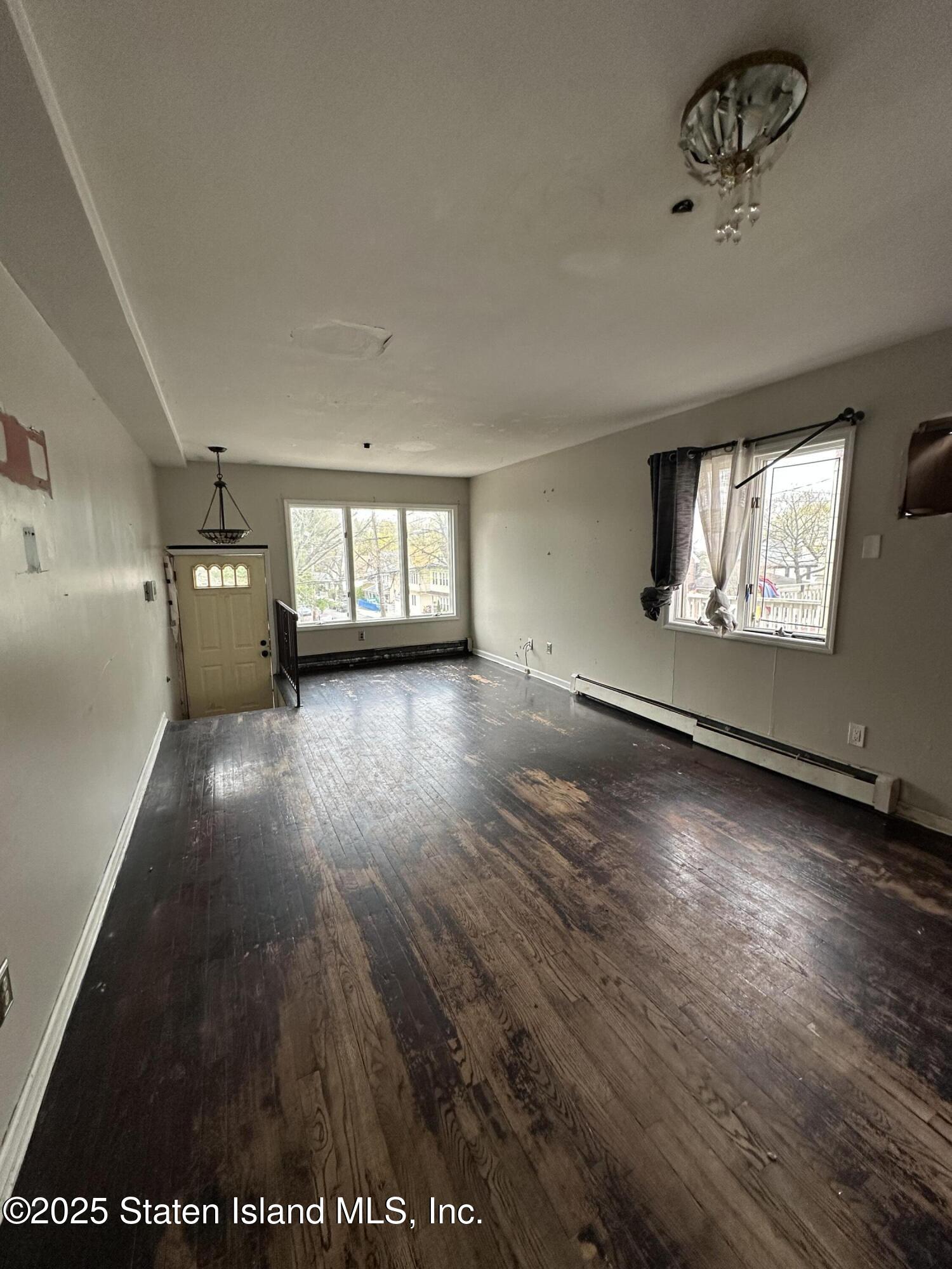 22 Pommer Avenue, Staten Island, NY, 10304