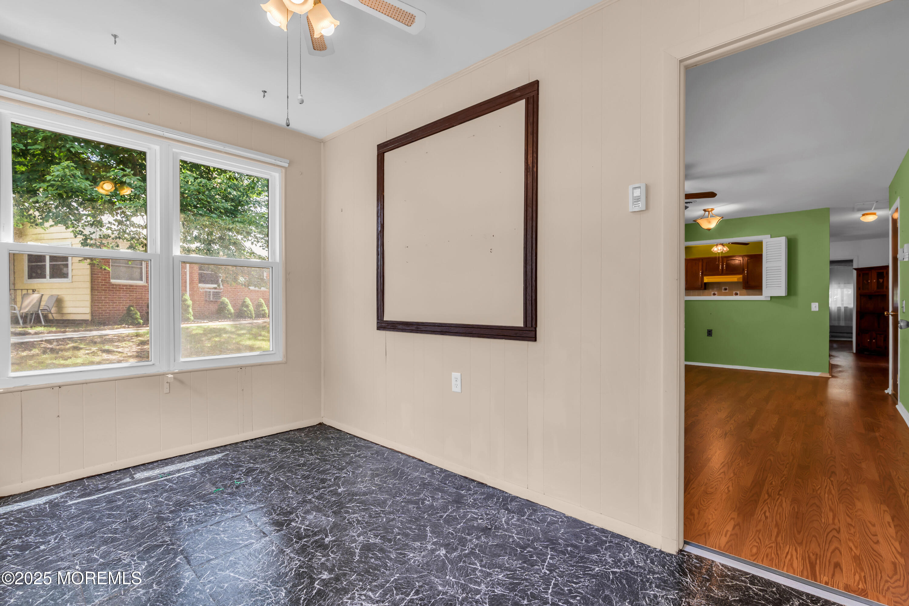 11 Lexington Drive A Image 4