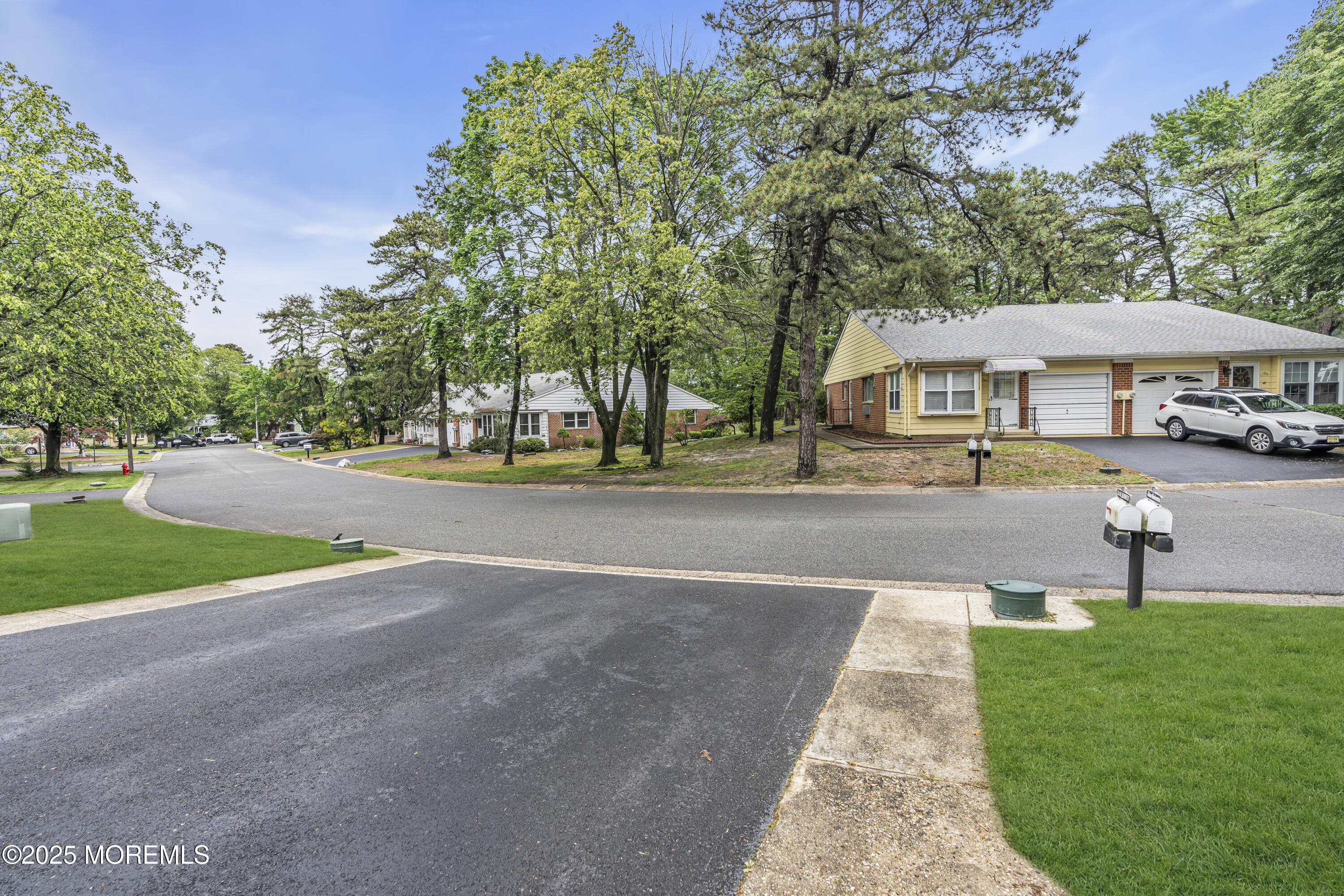 11 Lexington Drive A, Whiting, NJ, 08759 image 21