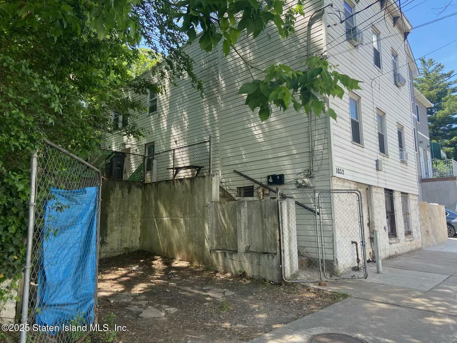 1032 Van Duzer Street, Staten Island, NY, 10304