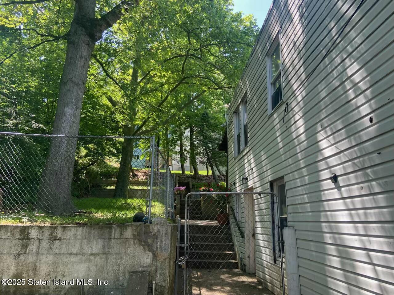 1032 Van Duzer Street, Staten Island, NY, 10304
