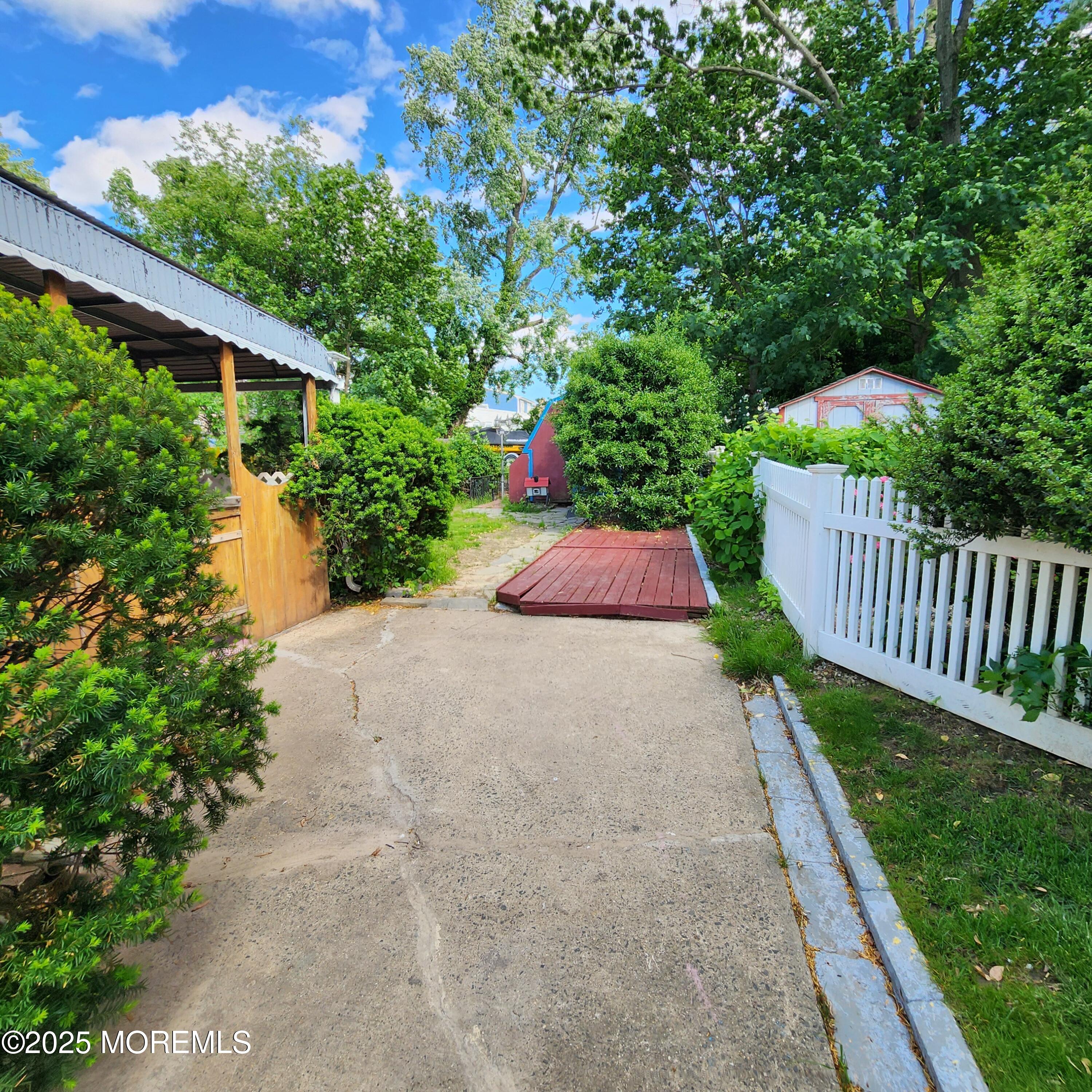 2102 Princeton Pike Image 3