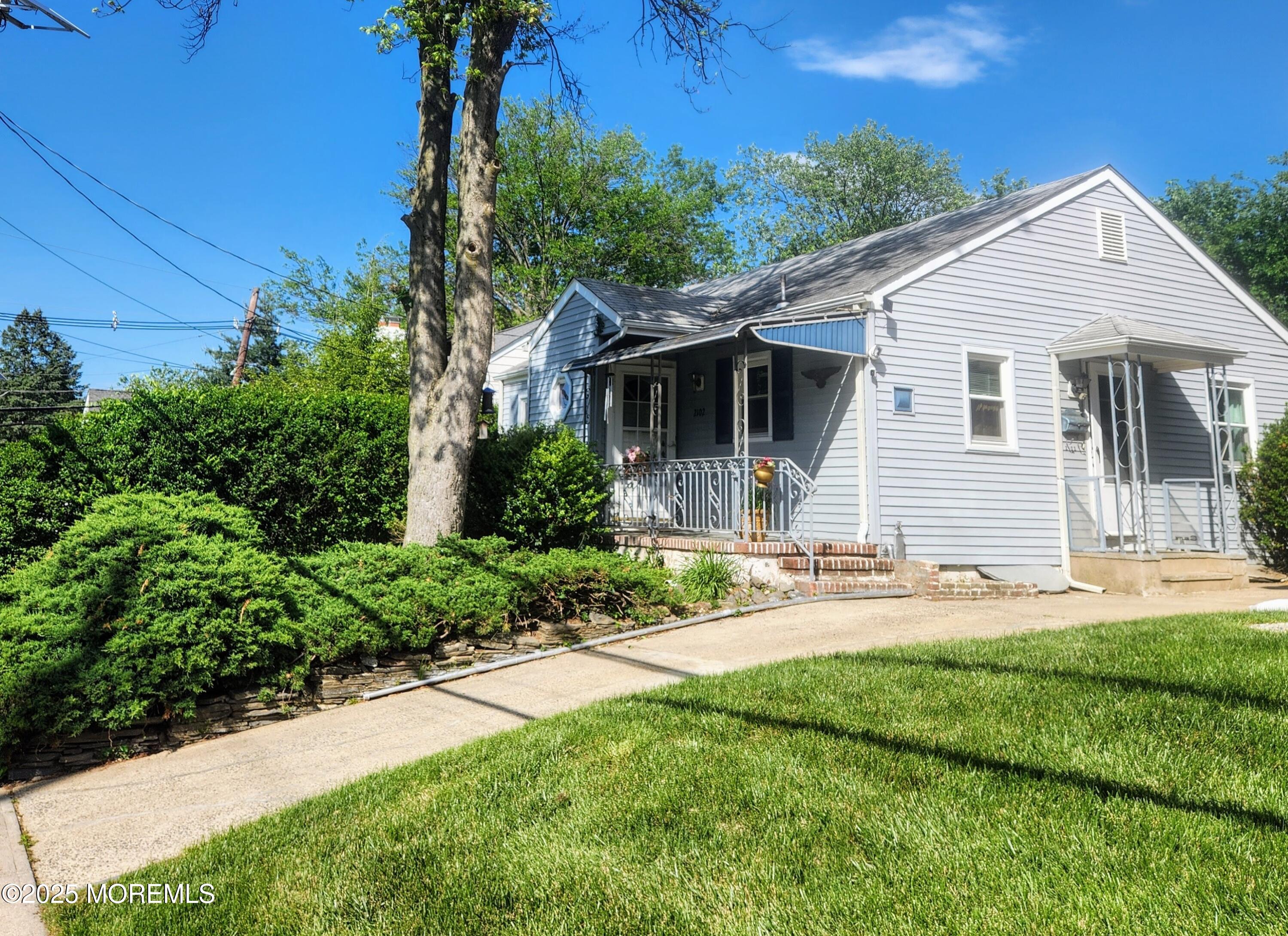 2102 Princeton Pike Image 1