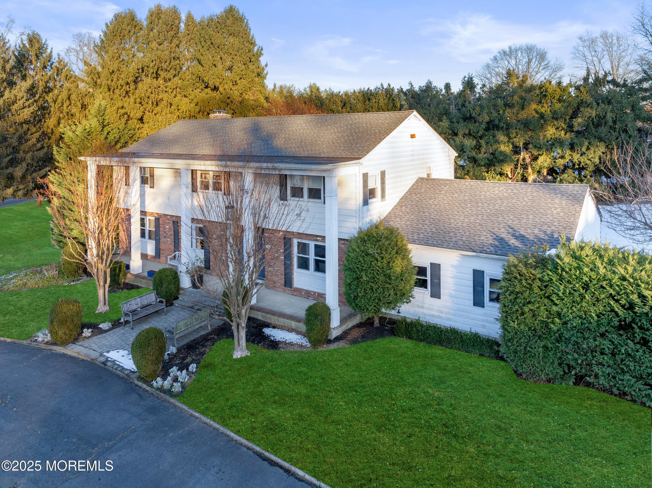 25 Surrey Lane Image 2