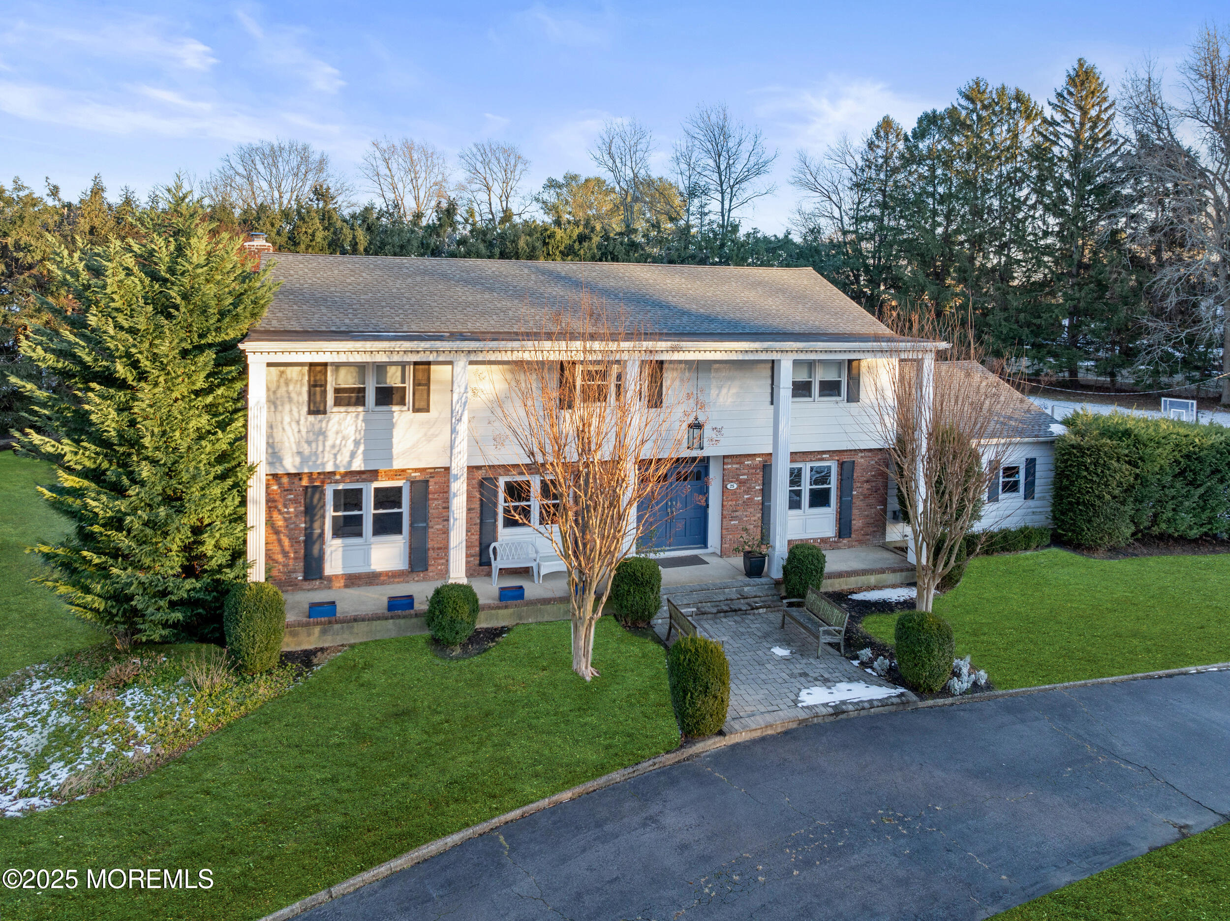 25 Surrey Lane Image 3