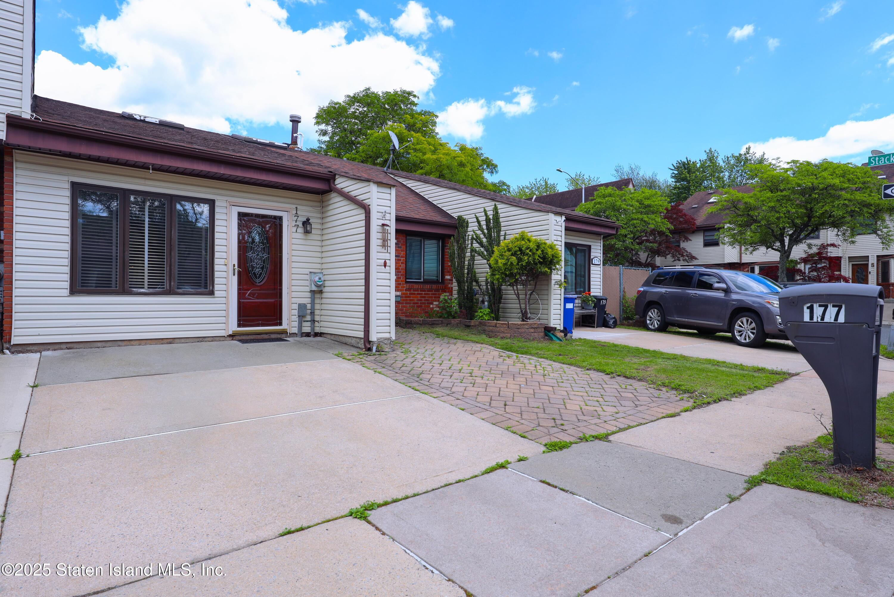 177 Russek Drive, Staten Island, NY, 10312 image 28