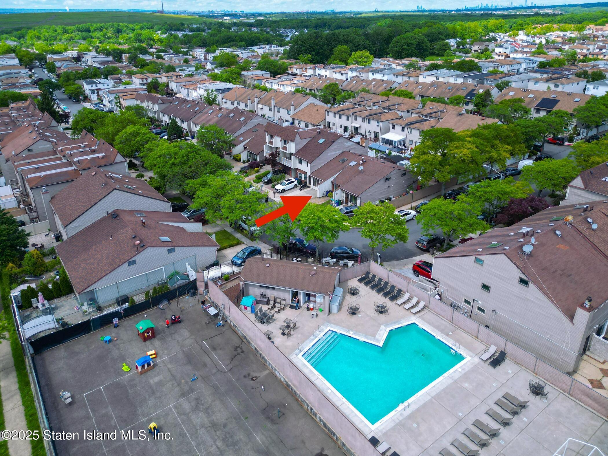 177 Russek Drive, Staten Island, NY, 10312 image 24
