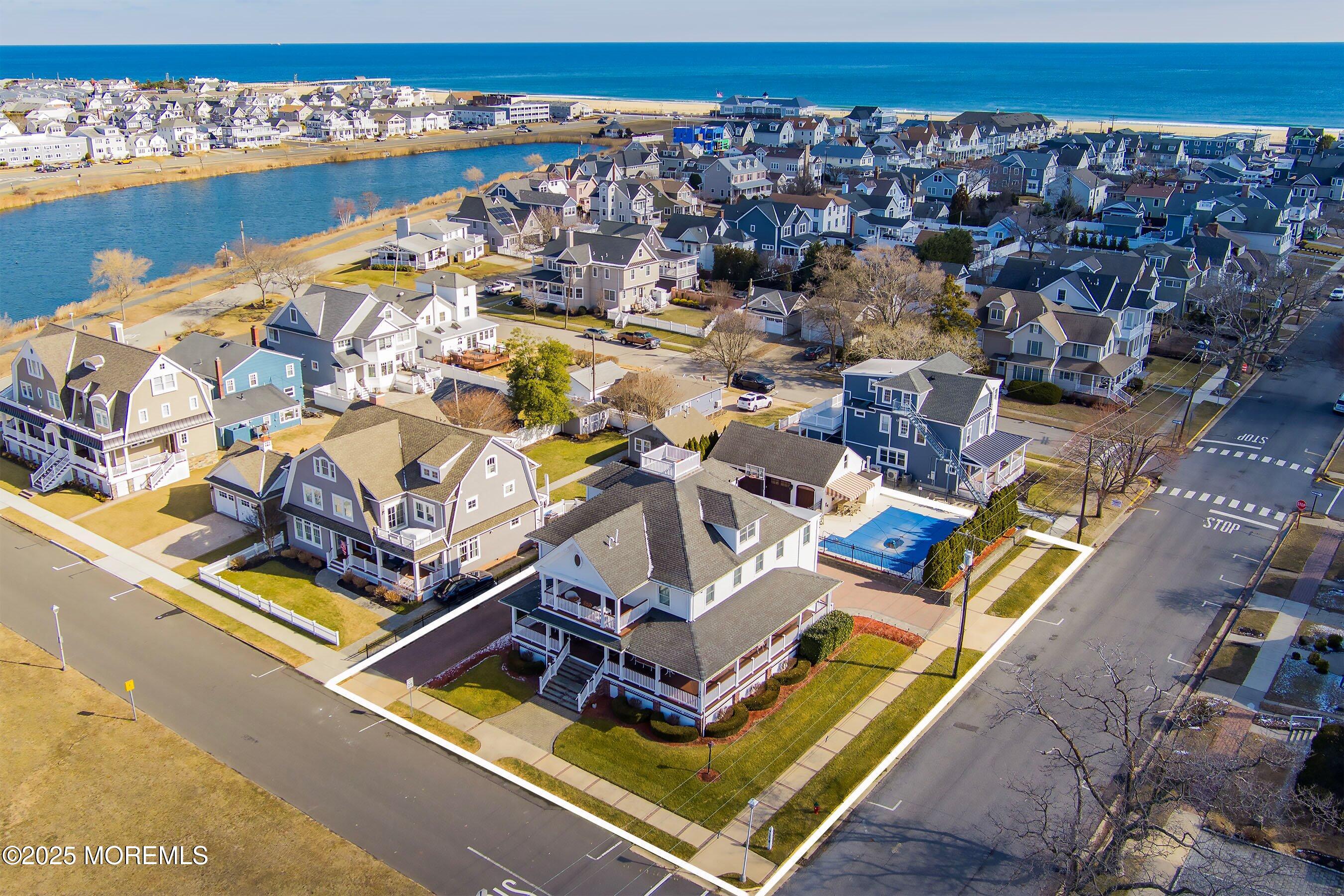 304 8th Avenue Image 4