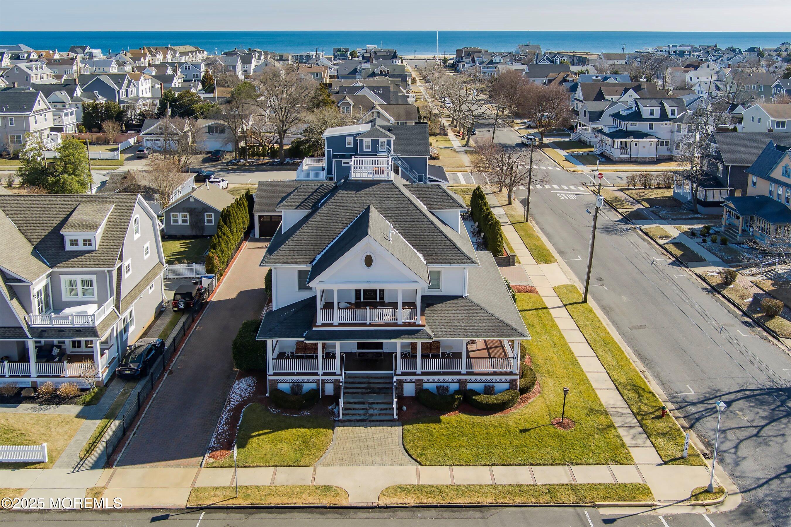 304 8th Avenue Image 2
