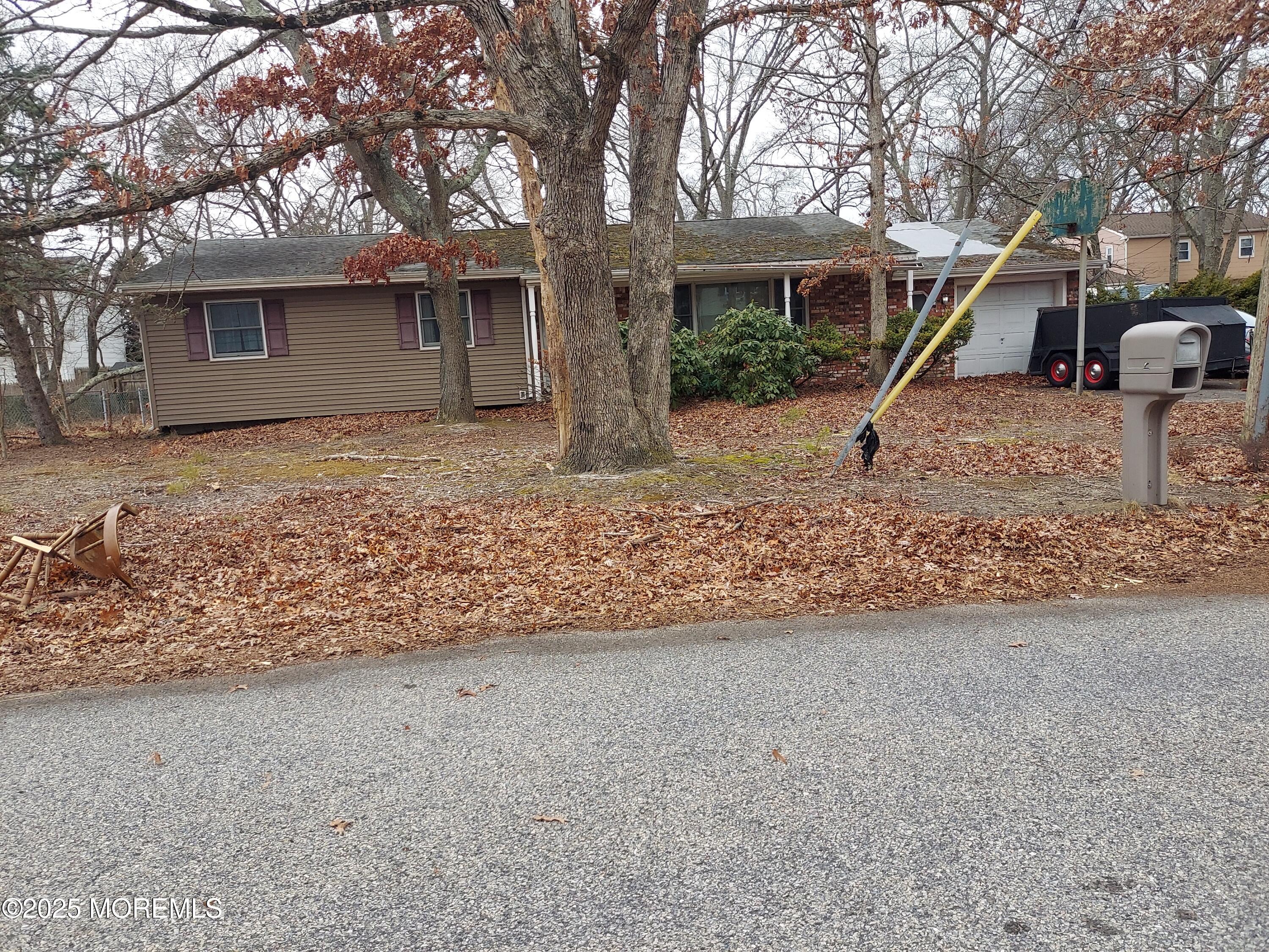 1122 Kenton Drive Image 2