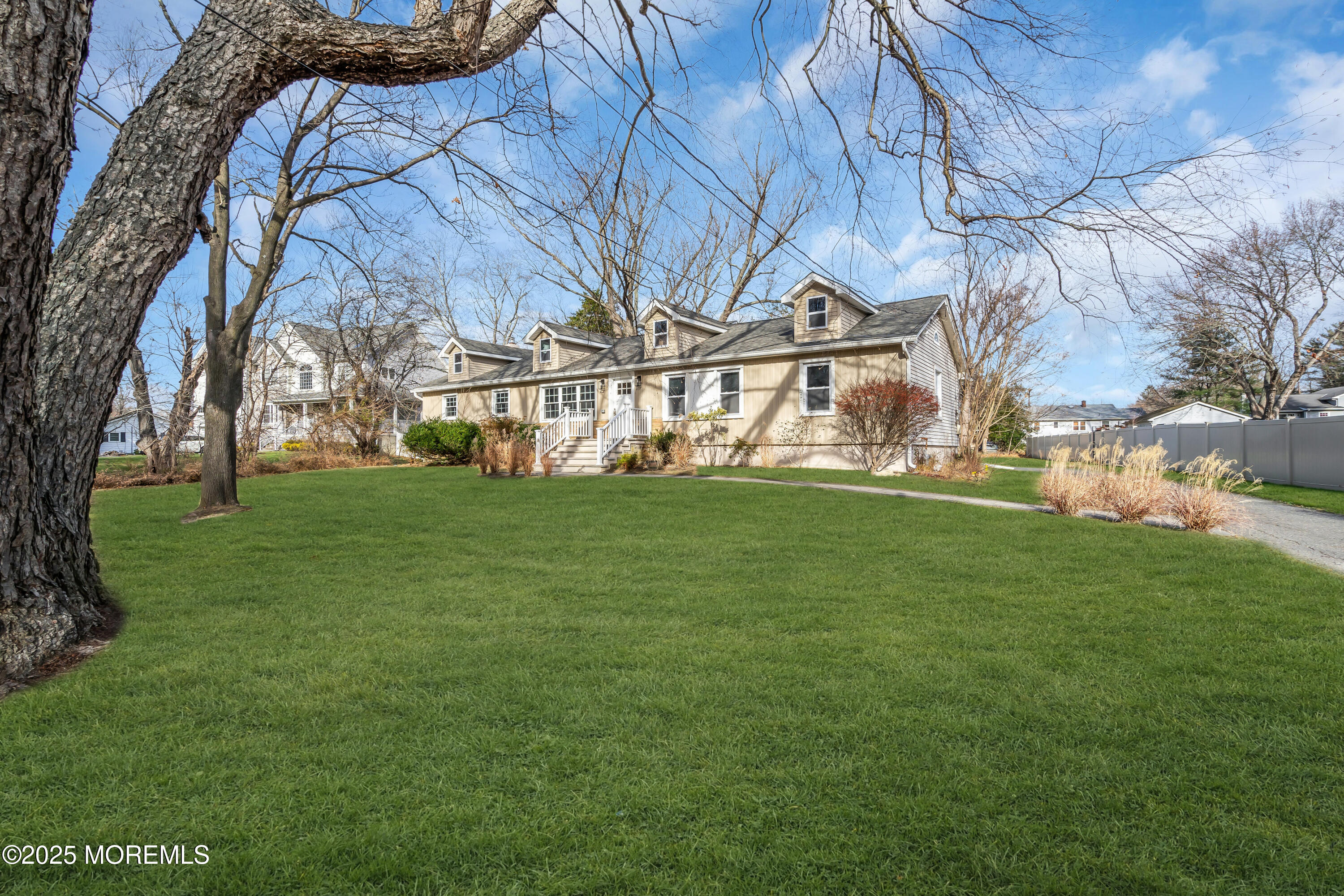 142 Freehold Road, Manalapan, NJ, 07726