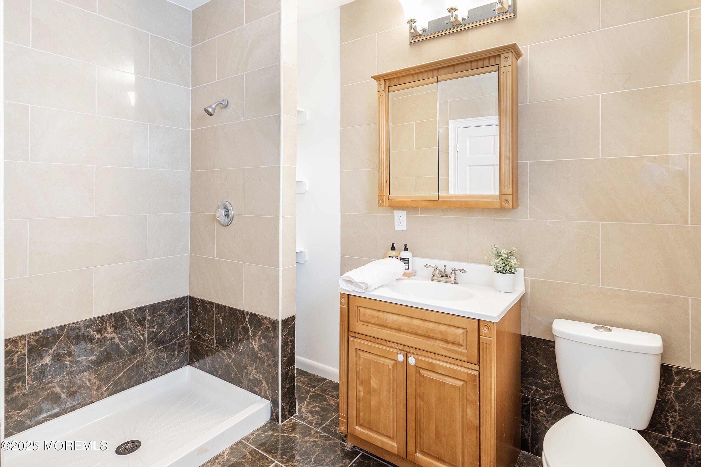 35 Sweetmans Lane, Manalapan, NJ, 07726 image 15