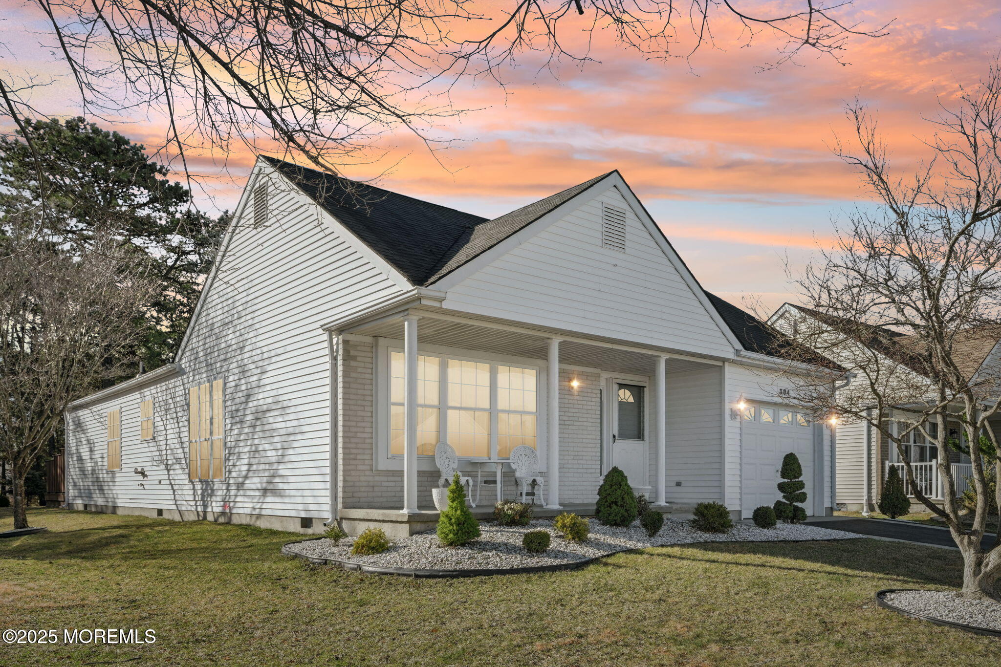 304 Jamaica Boulevard Image 2
