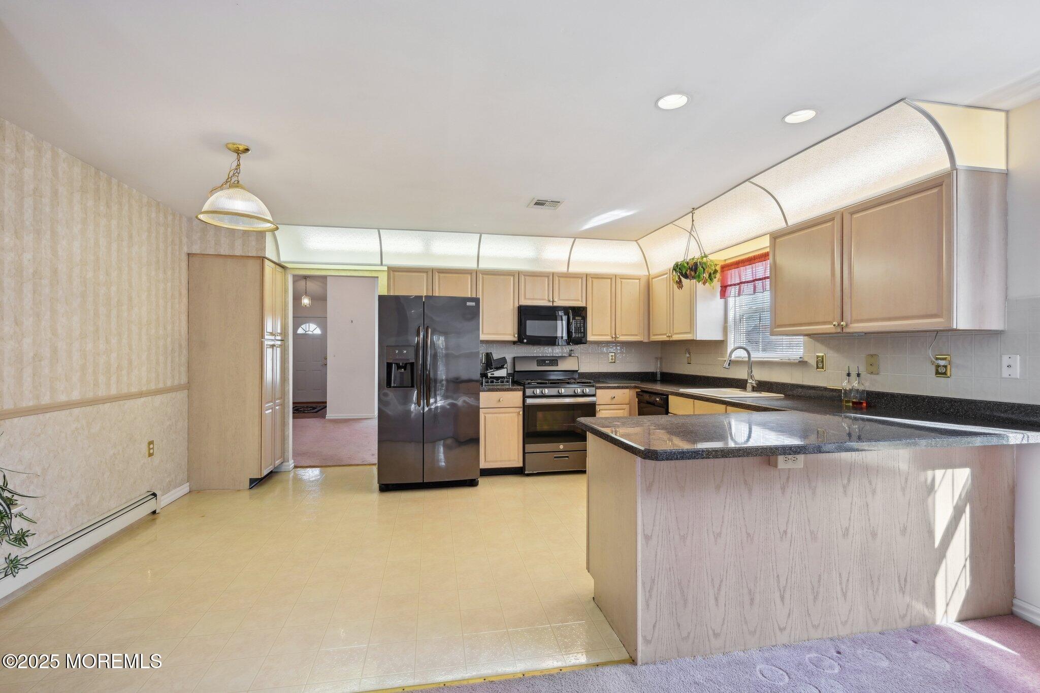 304 Jamaica Boulevard Image 5