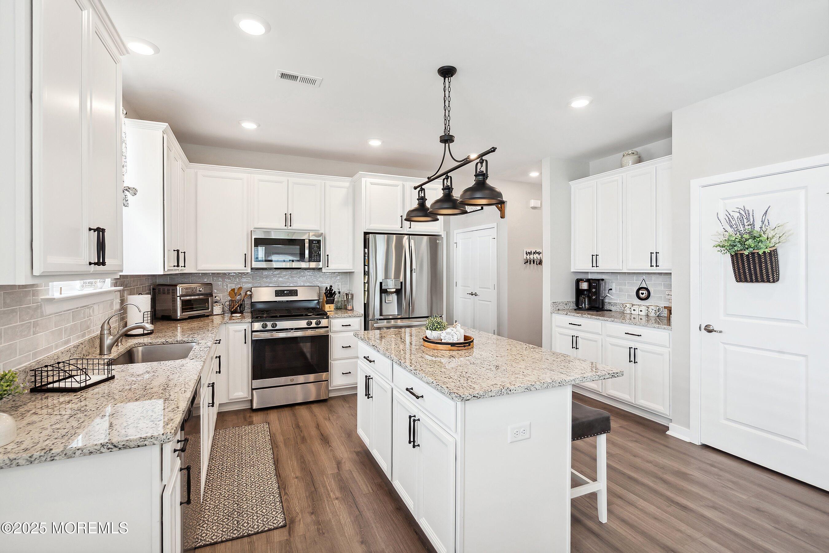 21 Gulfstream Road, New Egypt, NJ, 08533 image 15