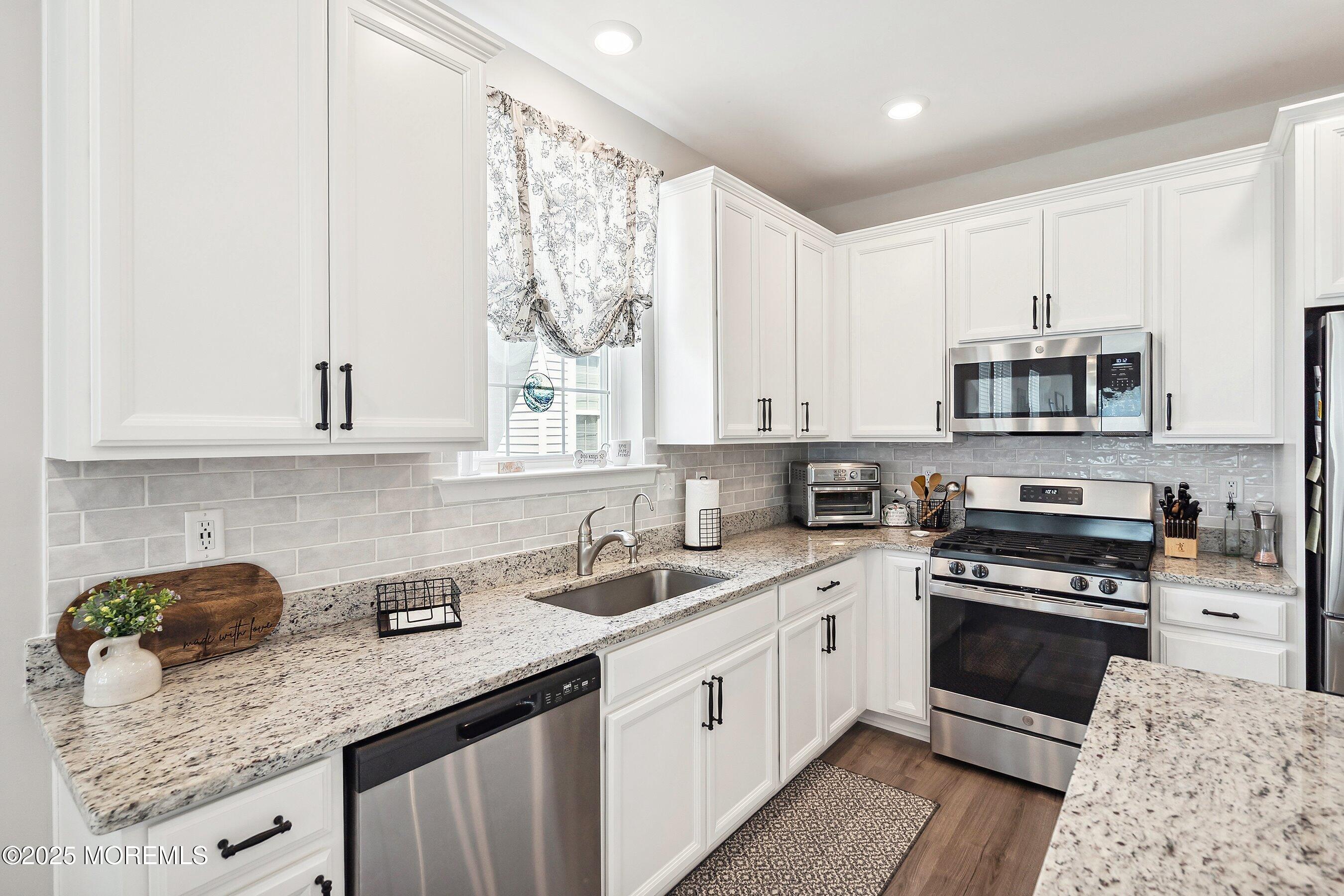 21 Gulfstream Road, New Egypt, NJ, 08533 image 16