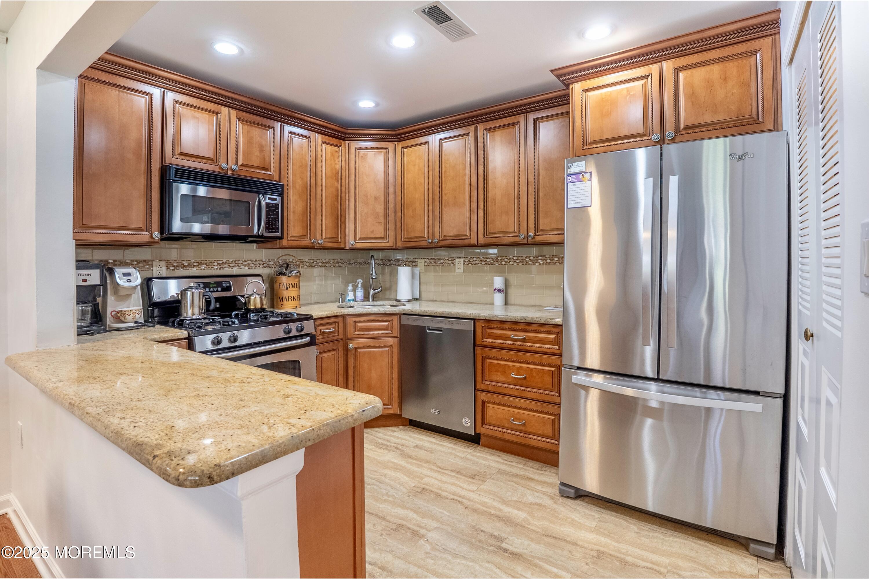 18 Snowburry Court, Red Bank, NJ, 07701 image 6