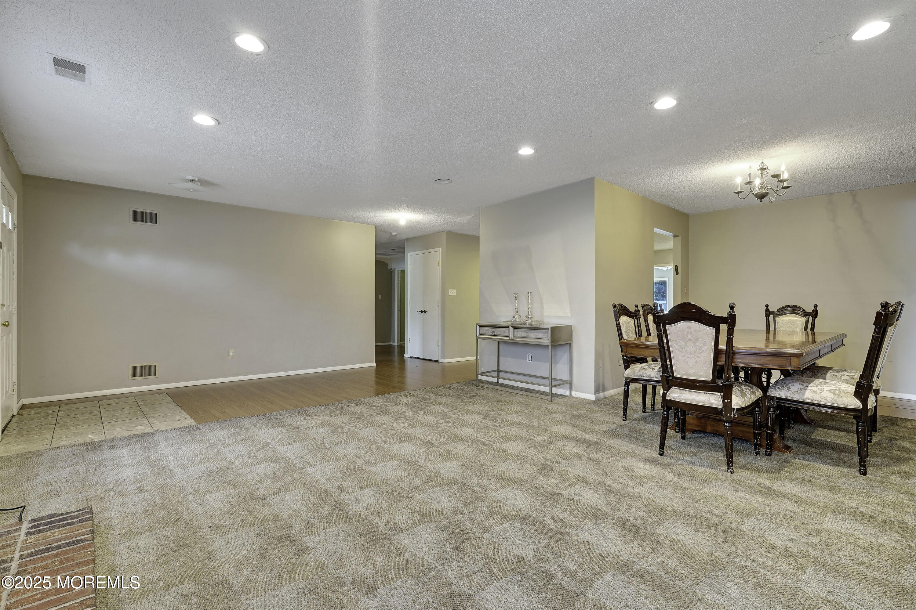 1299 E County Line Road Image 3