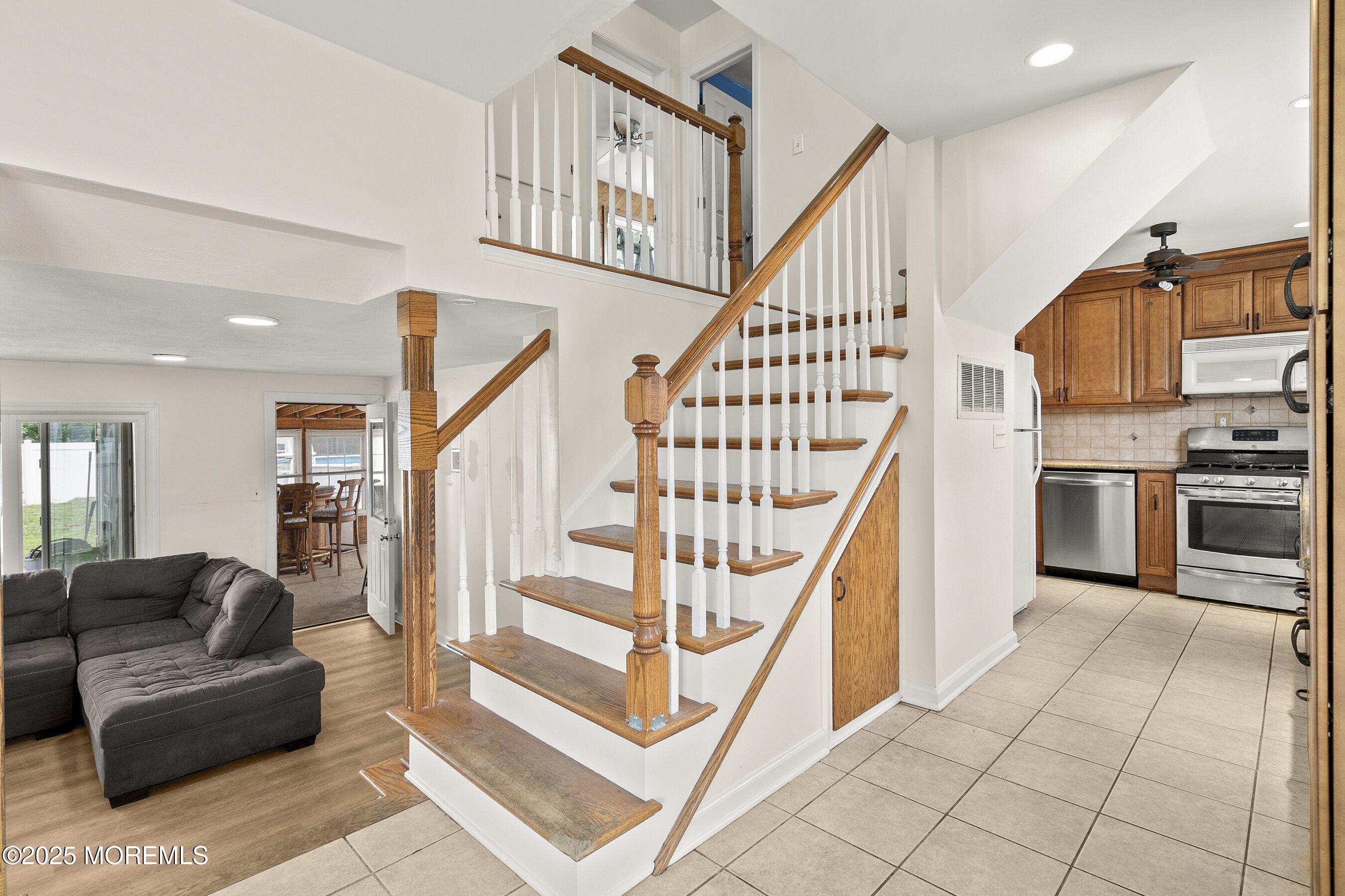 39 Scholer Drive, Union Beach, NJ, 07735 image 7