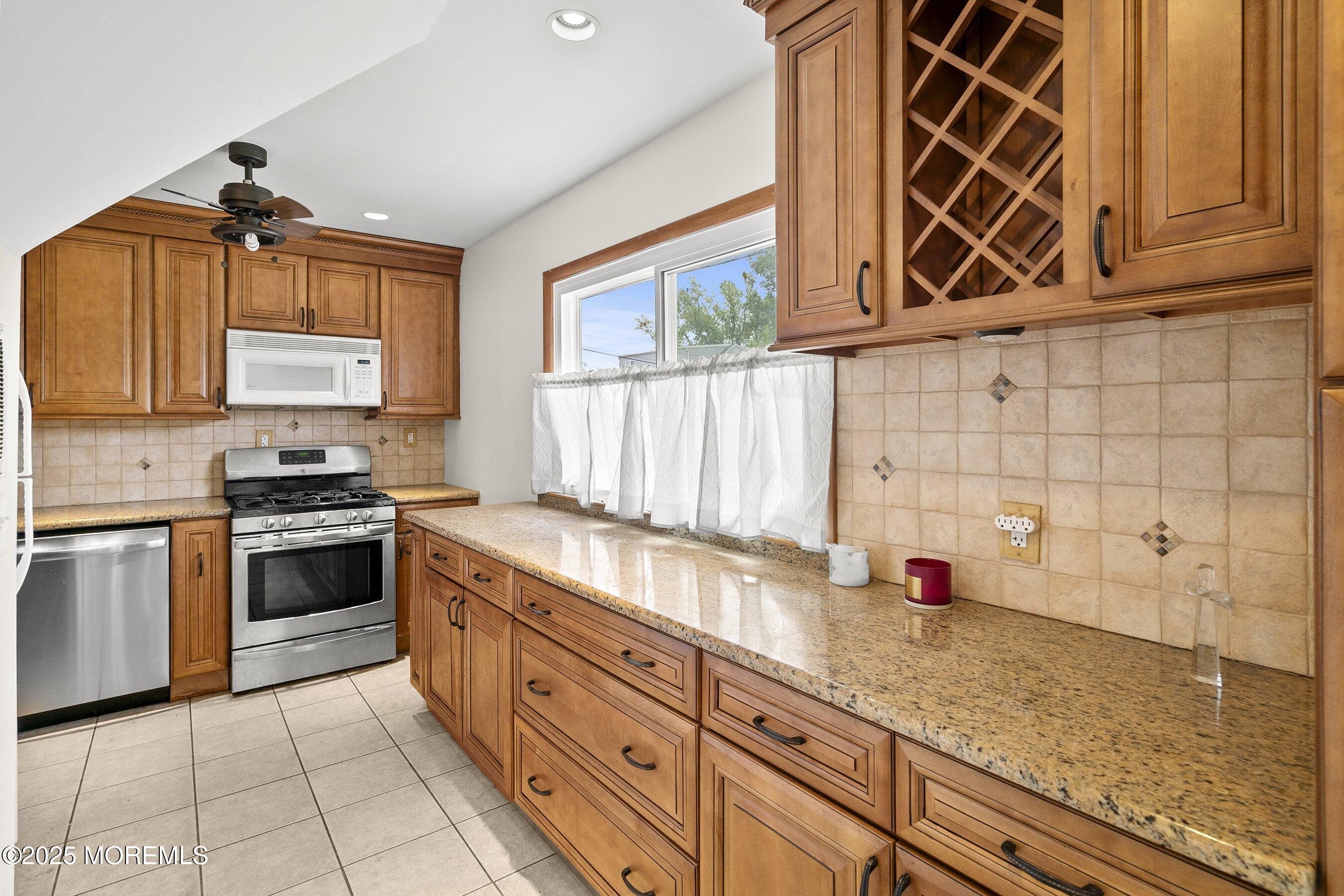 39 Scholer Drive, Union Beach, NJ, 07735 image 8