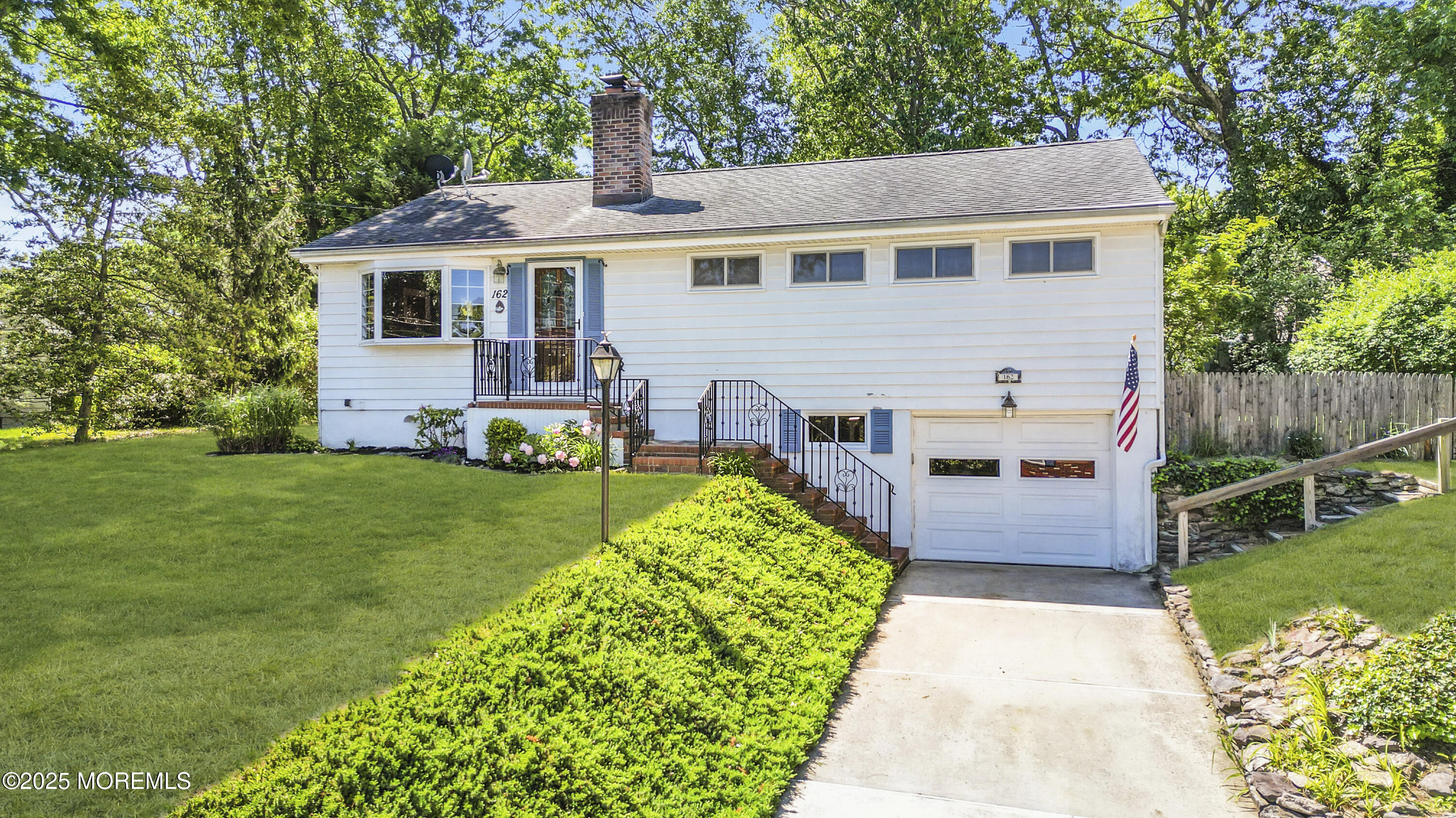 162 Delaware Avenue Image 2