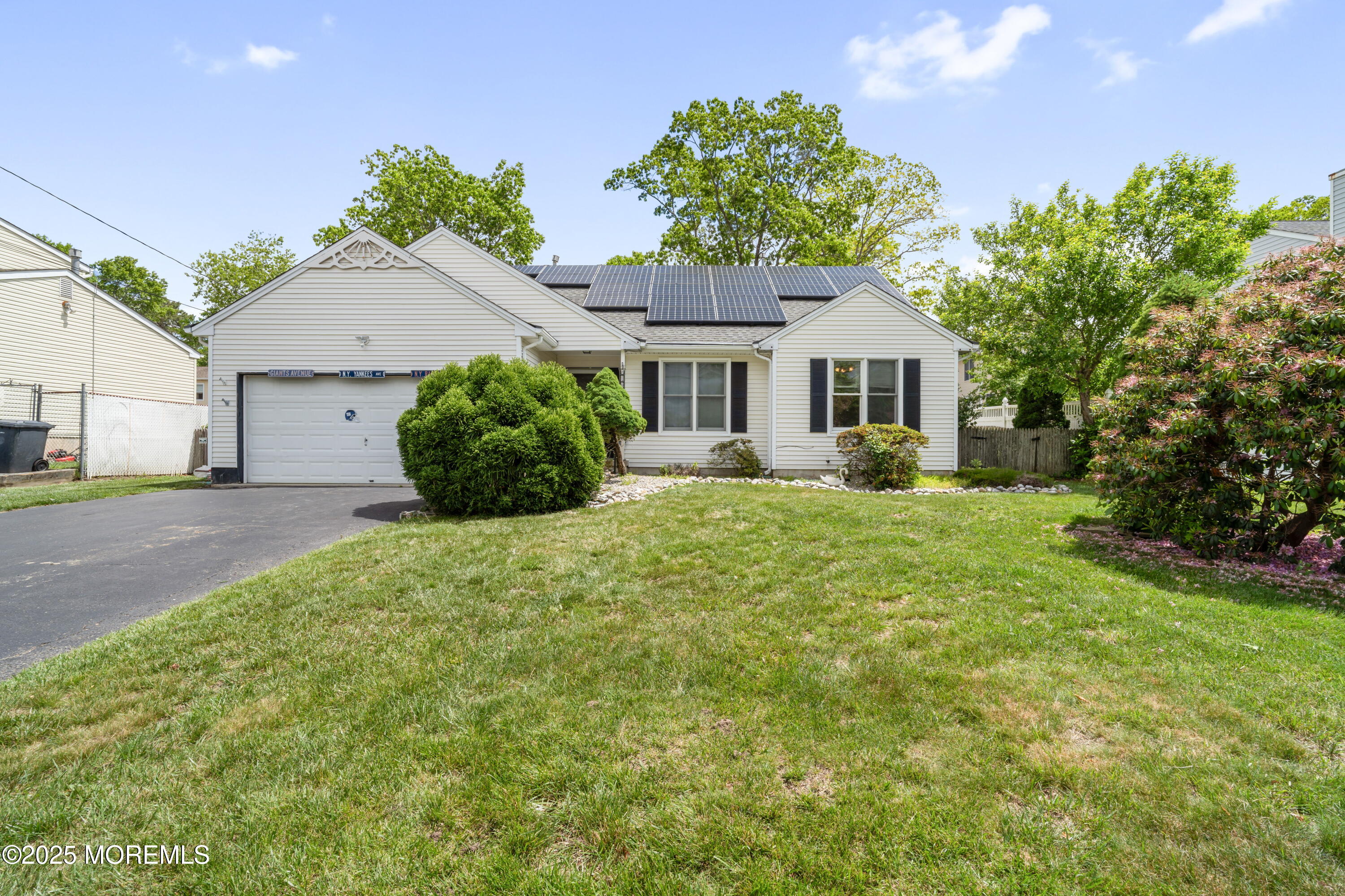 385 Mermaid Drive Image 2