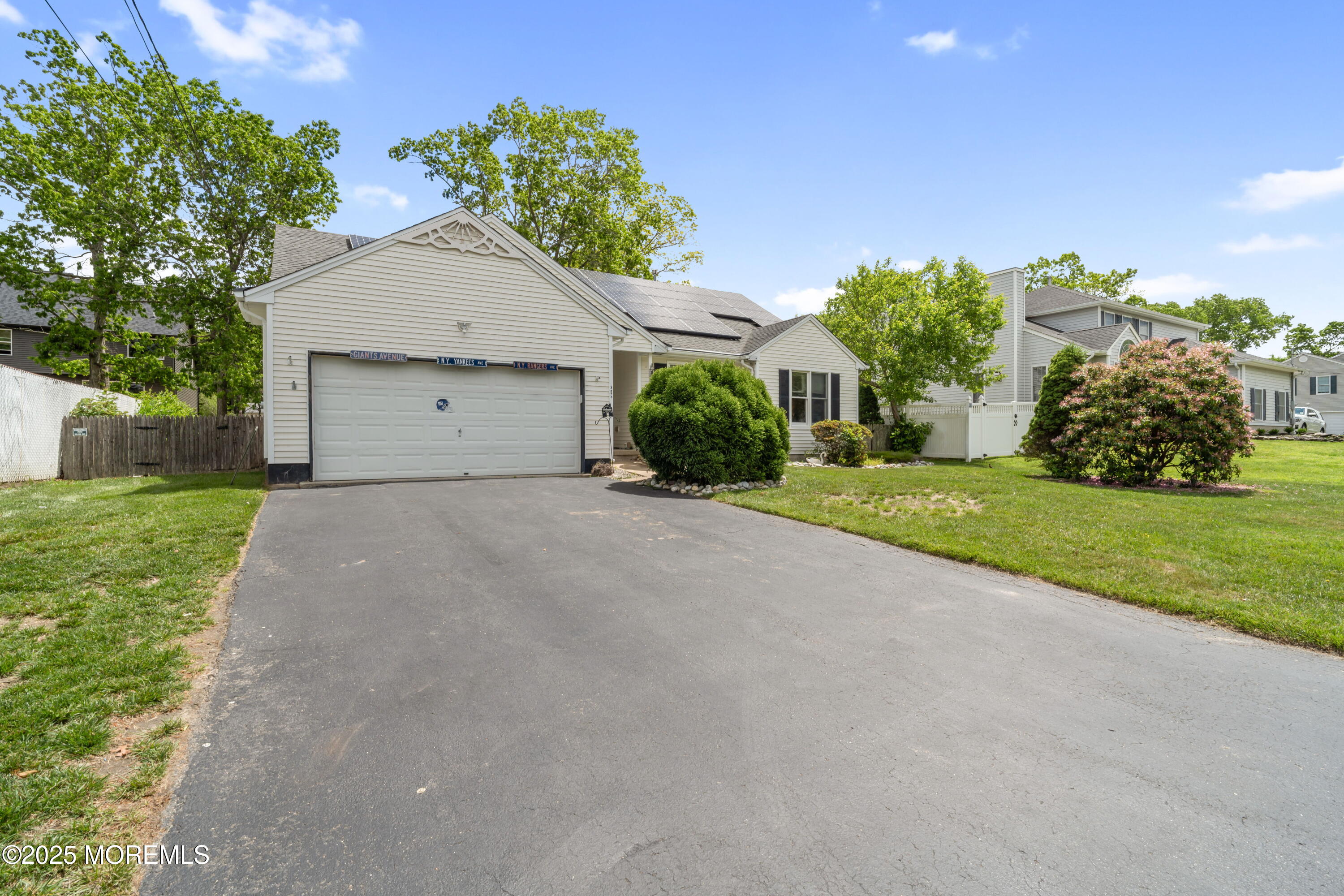 385 Mermaid Drive Image 4