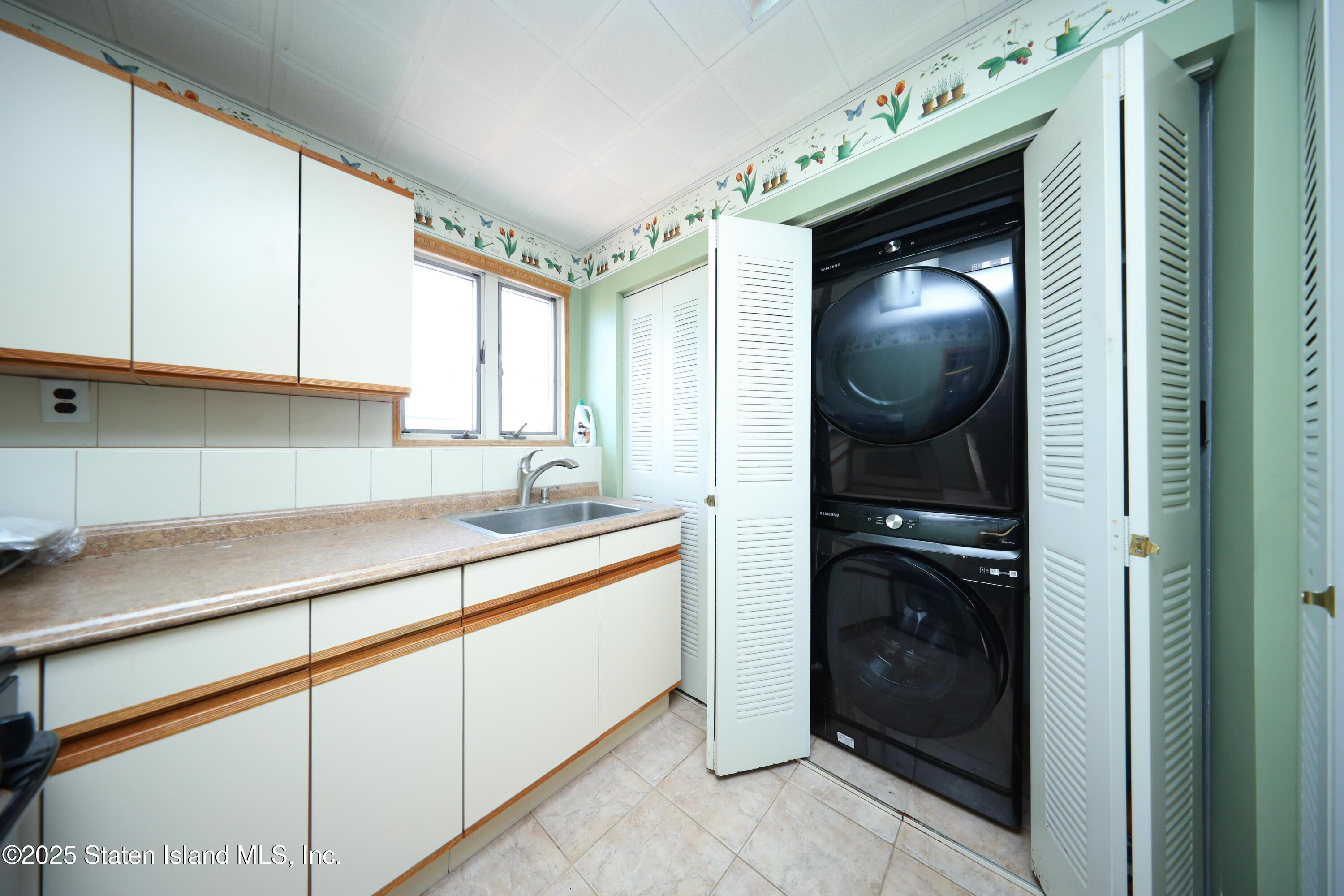 944 Woodrow Road, Staten Island, NY, 10312 image 24