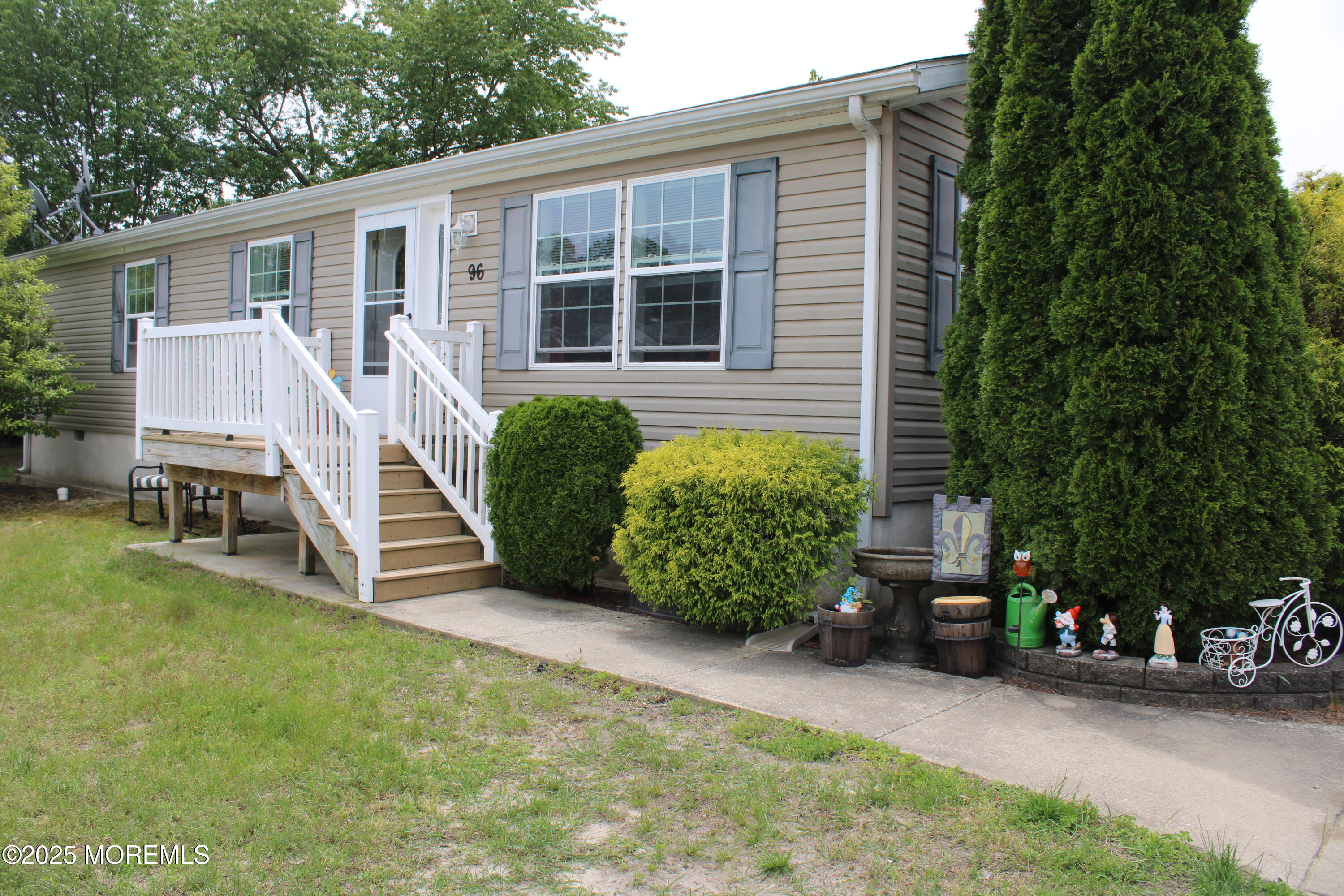 96 Woodchuck Parkway, Whiting, NJ, 08759 image 8