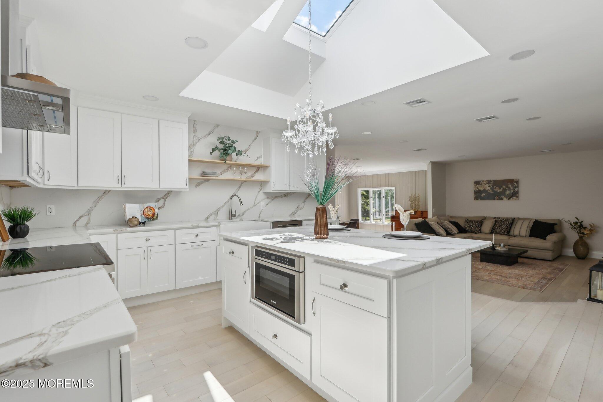 8 Olden Court, Colts Neck, NJ, 07722 image 18