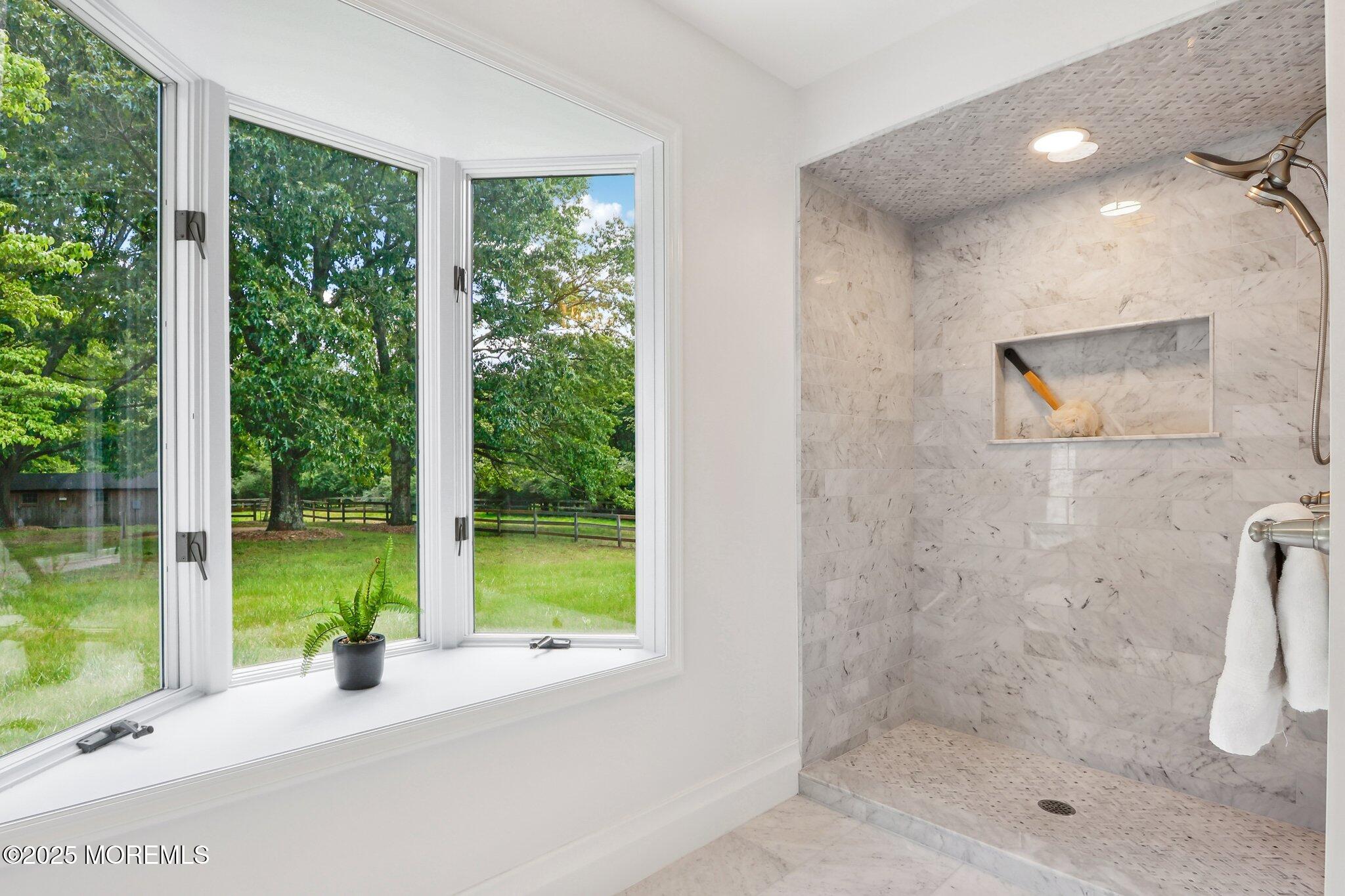 8 Olden Court, Colts Neck, NJ, 07722 image 43