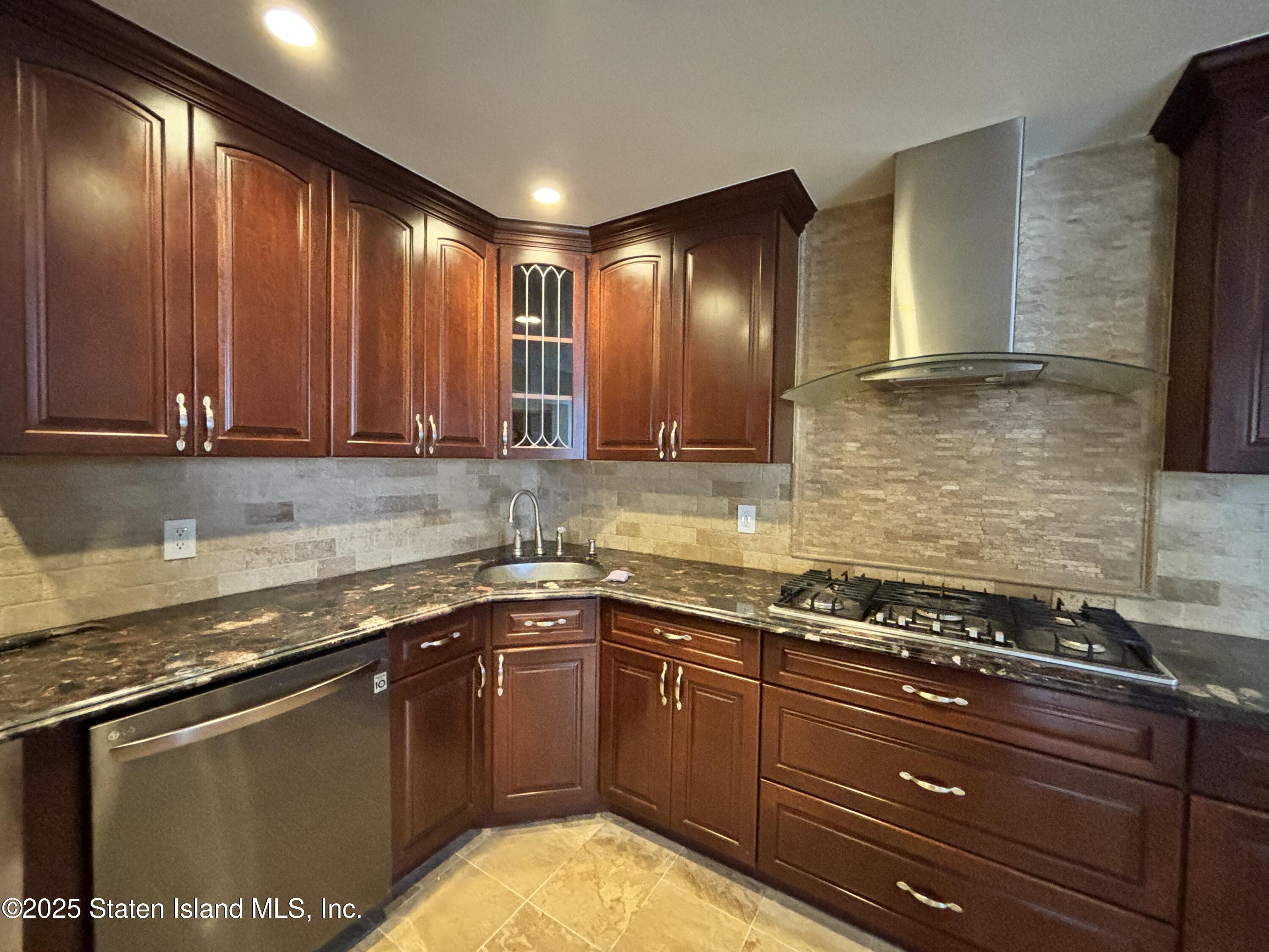 83 North Gannon Avenue #A, Staten Island, NY, 10314 image 11