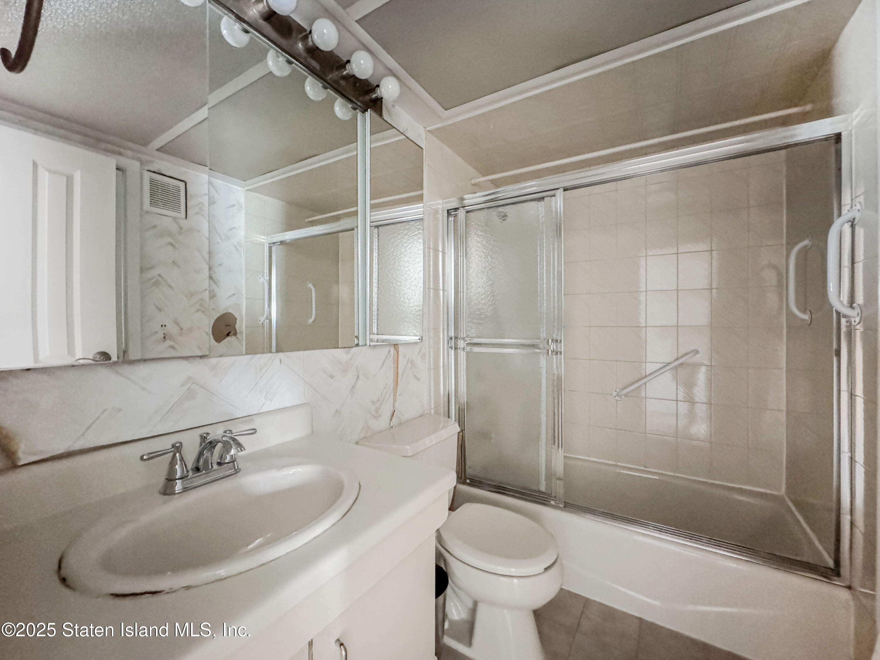 203 Dover Green, Staten Island, NY, 10312 image 19