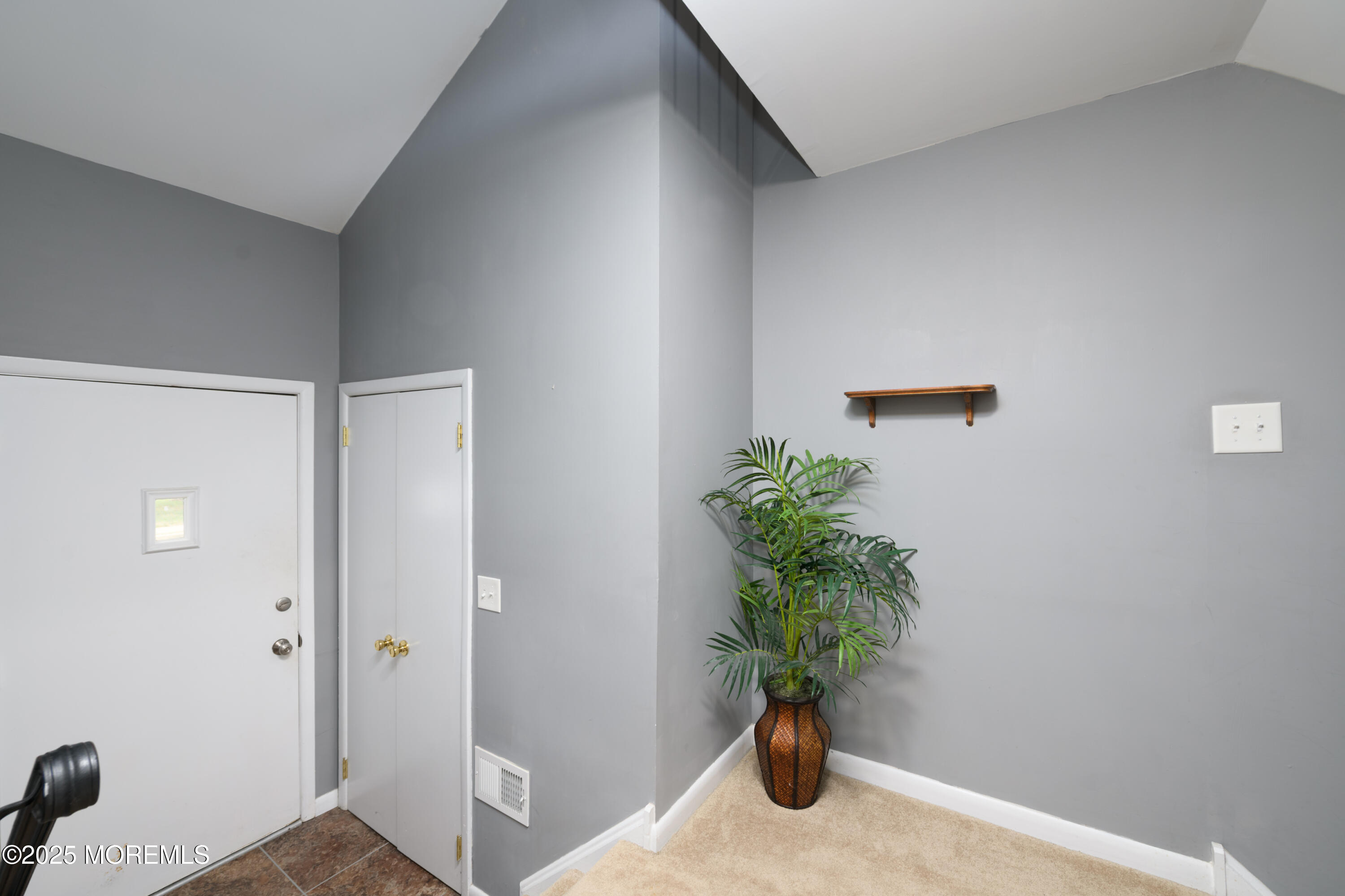 186 Clubhouse Drive, Middletown, NJ, 07748 image 8
