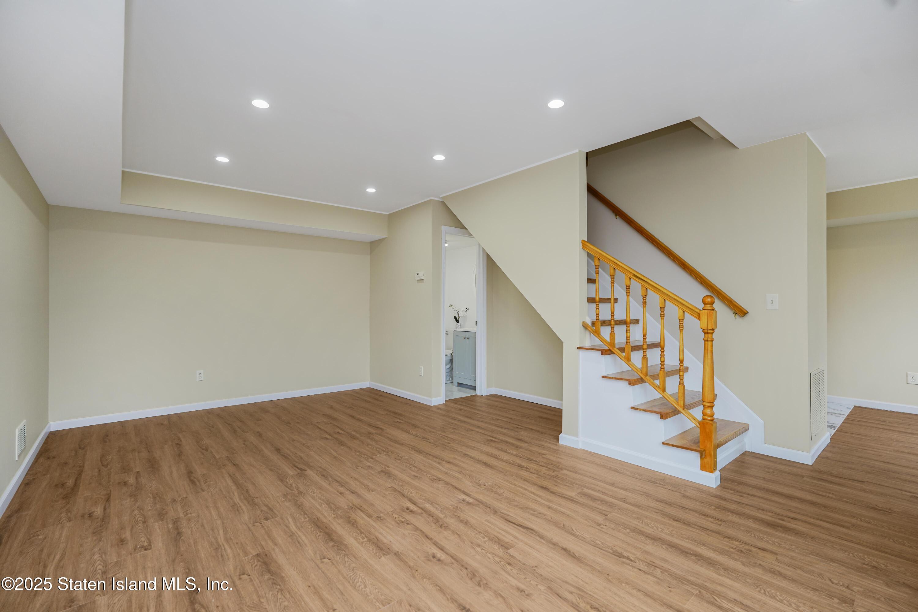 694 Elbe Avenue A, Staten Island, NY, 10304 image 8