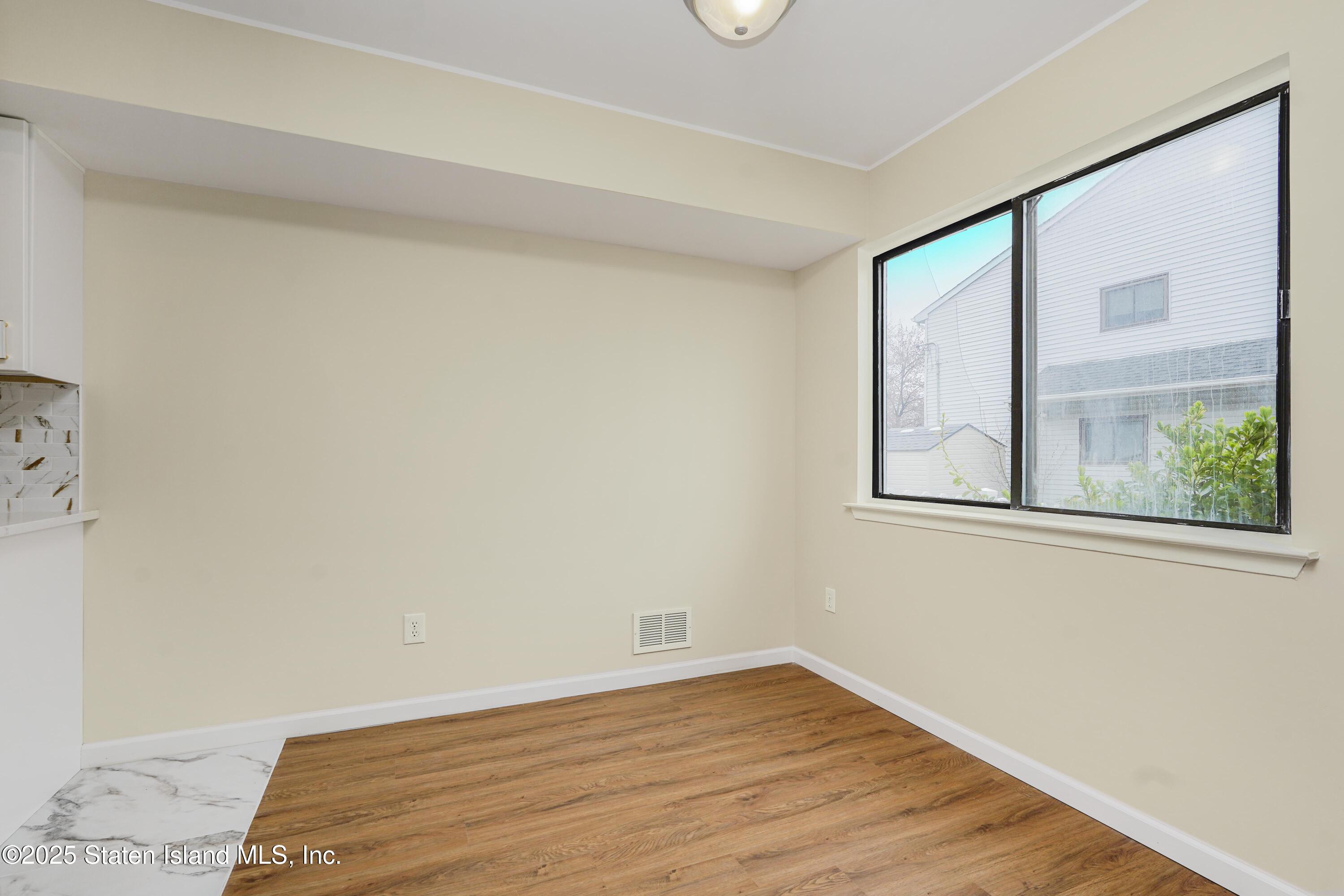 694 Elbe Avenue A, Staten Island, NY, 10304 image 19
