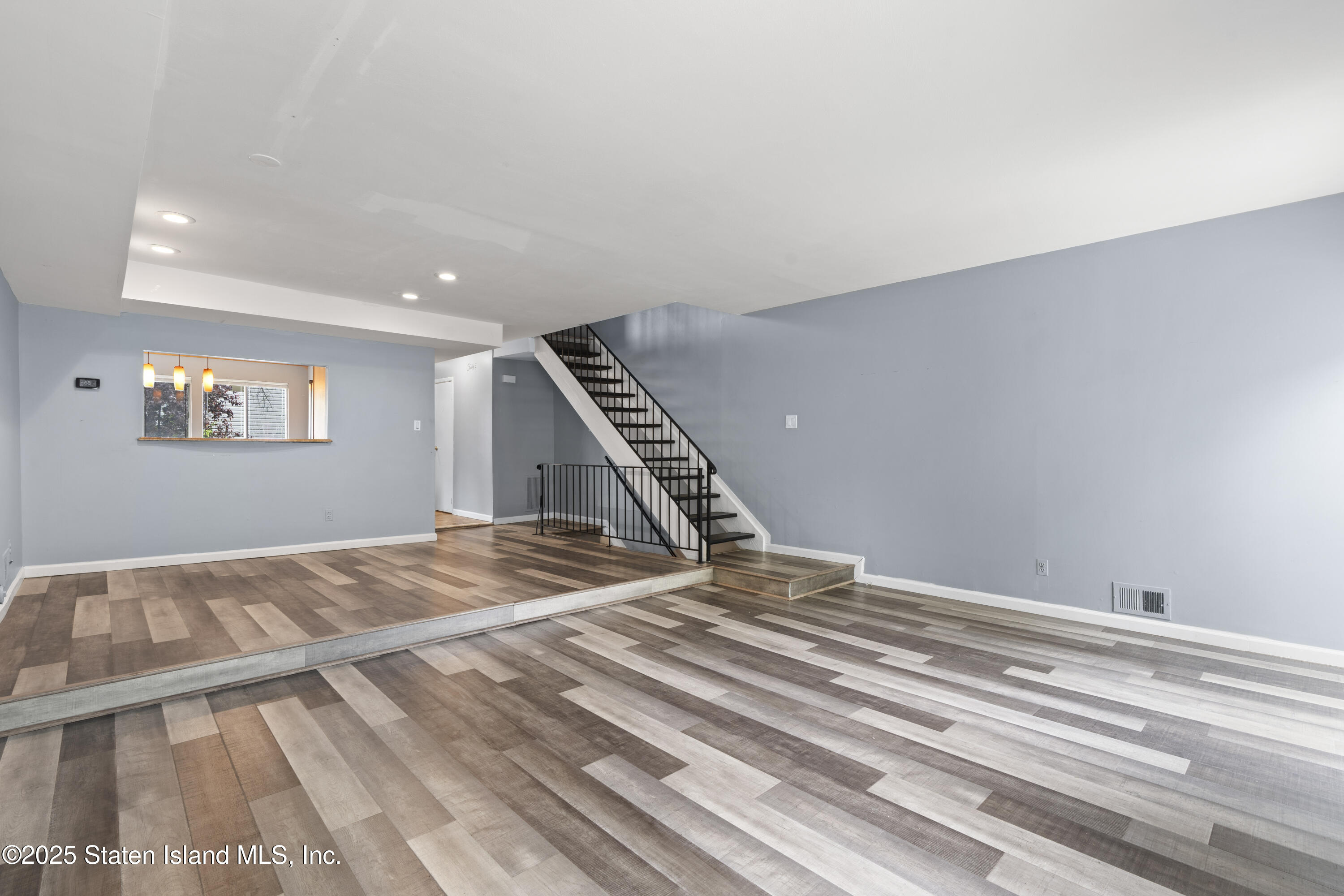 80 Dinsmore Street A Image 4