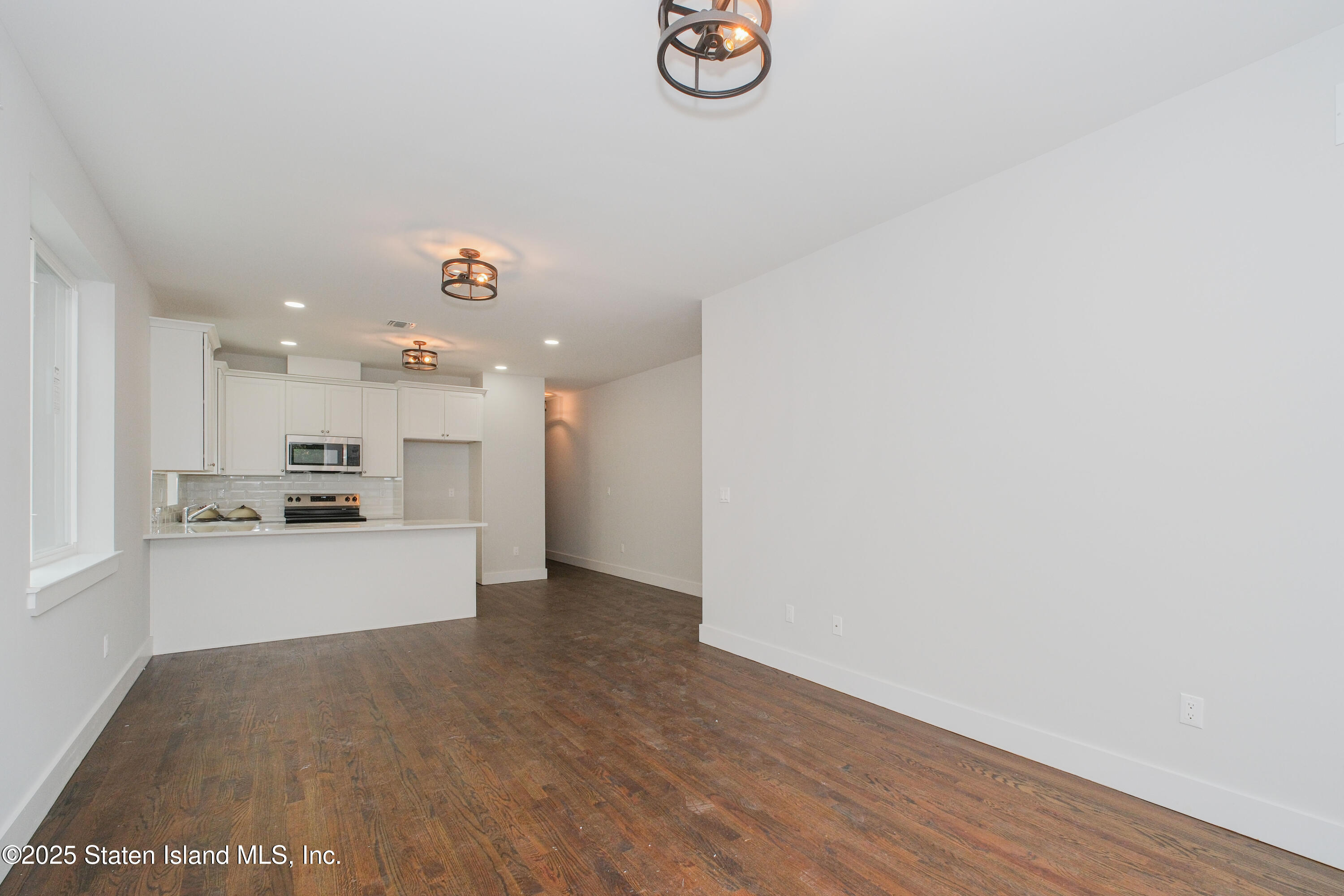 70 Clifton Avenue, Staten Island, NY, 10305 image 7