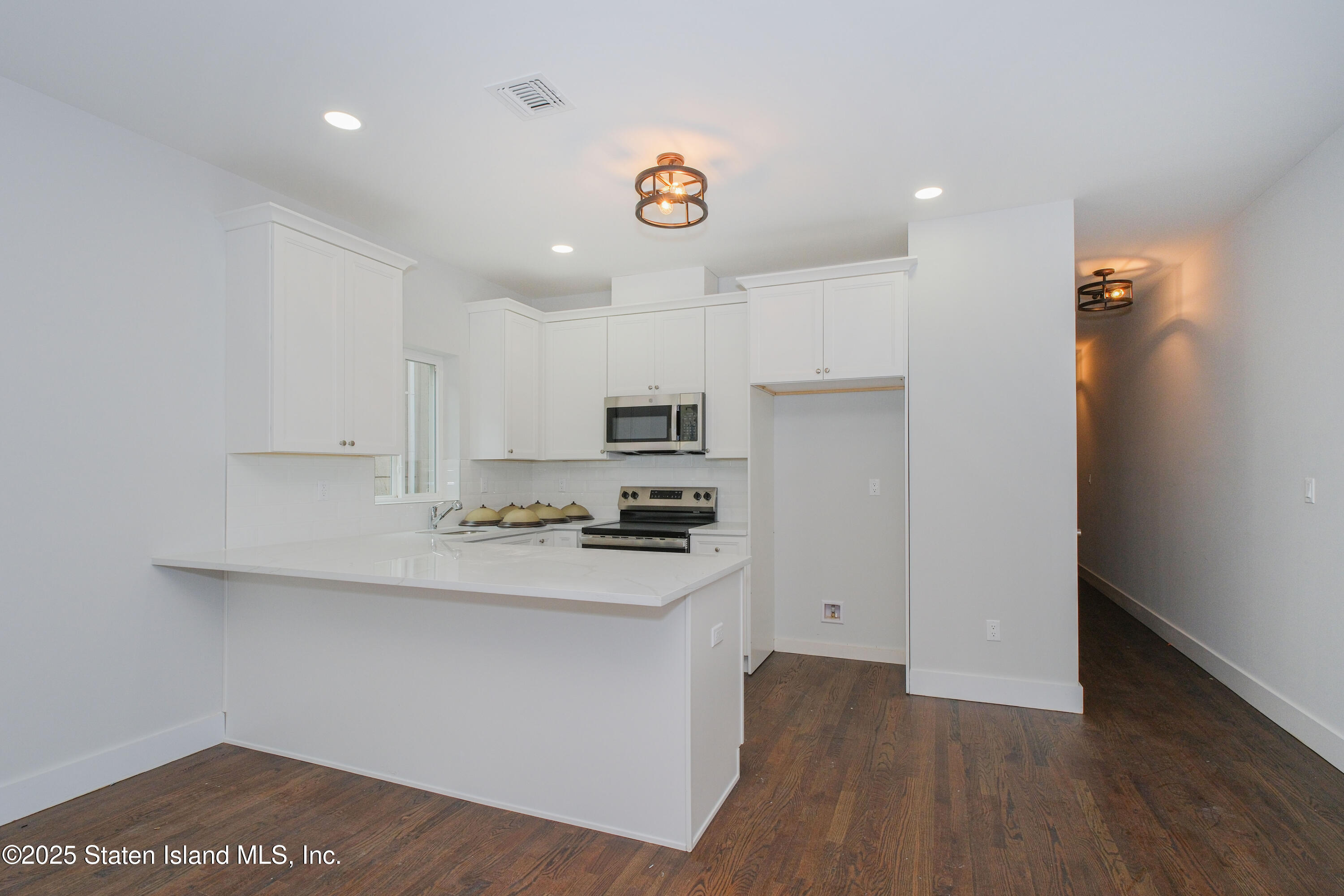 70 Clifton Avenue, Staten Island, NY, 10305 image 8