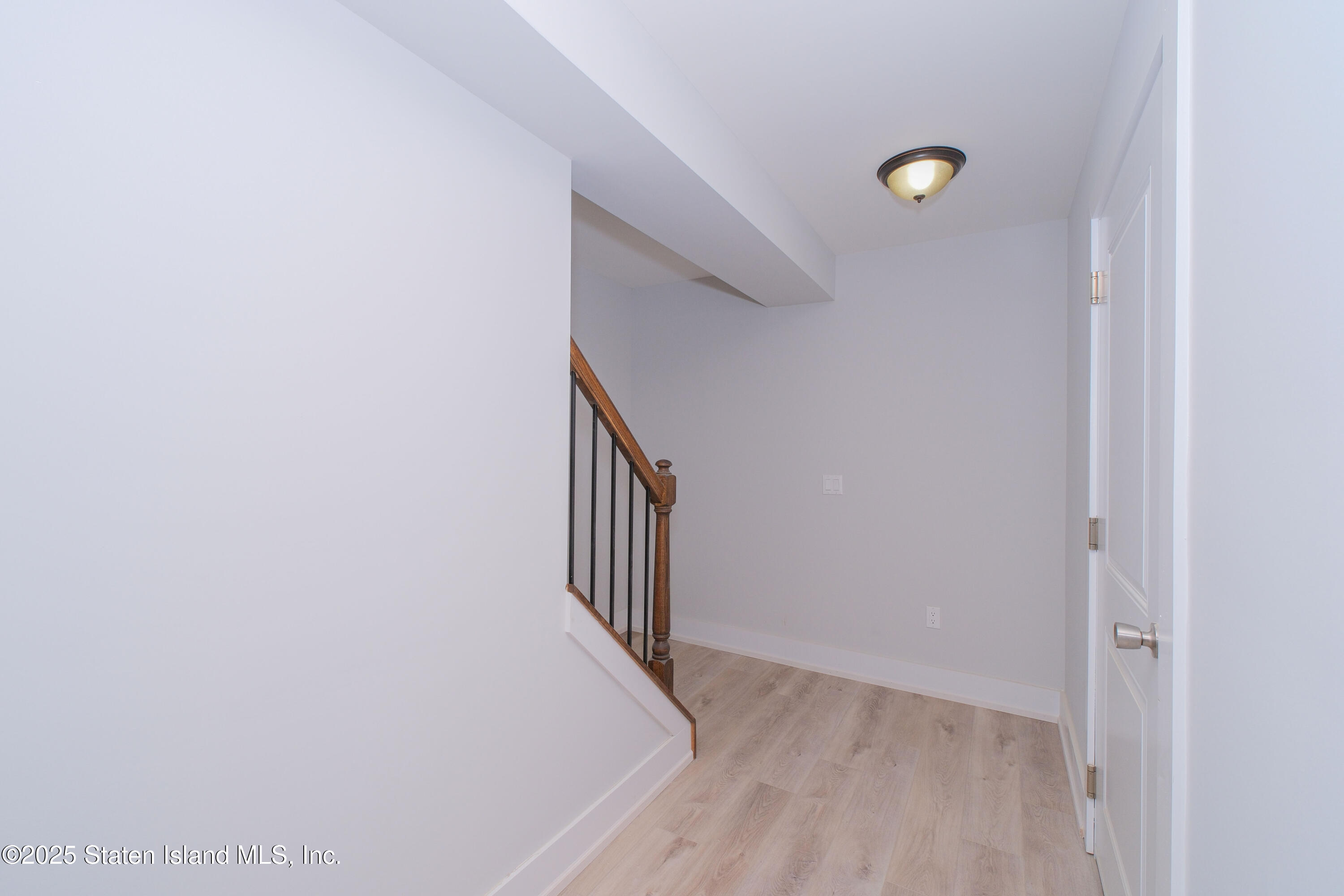 70 Clifton Avenue, Staten Island, NY, 10305 image 24