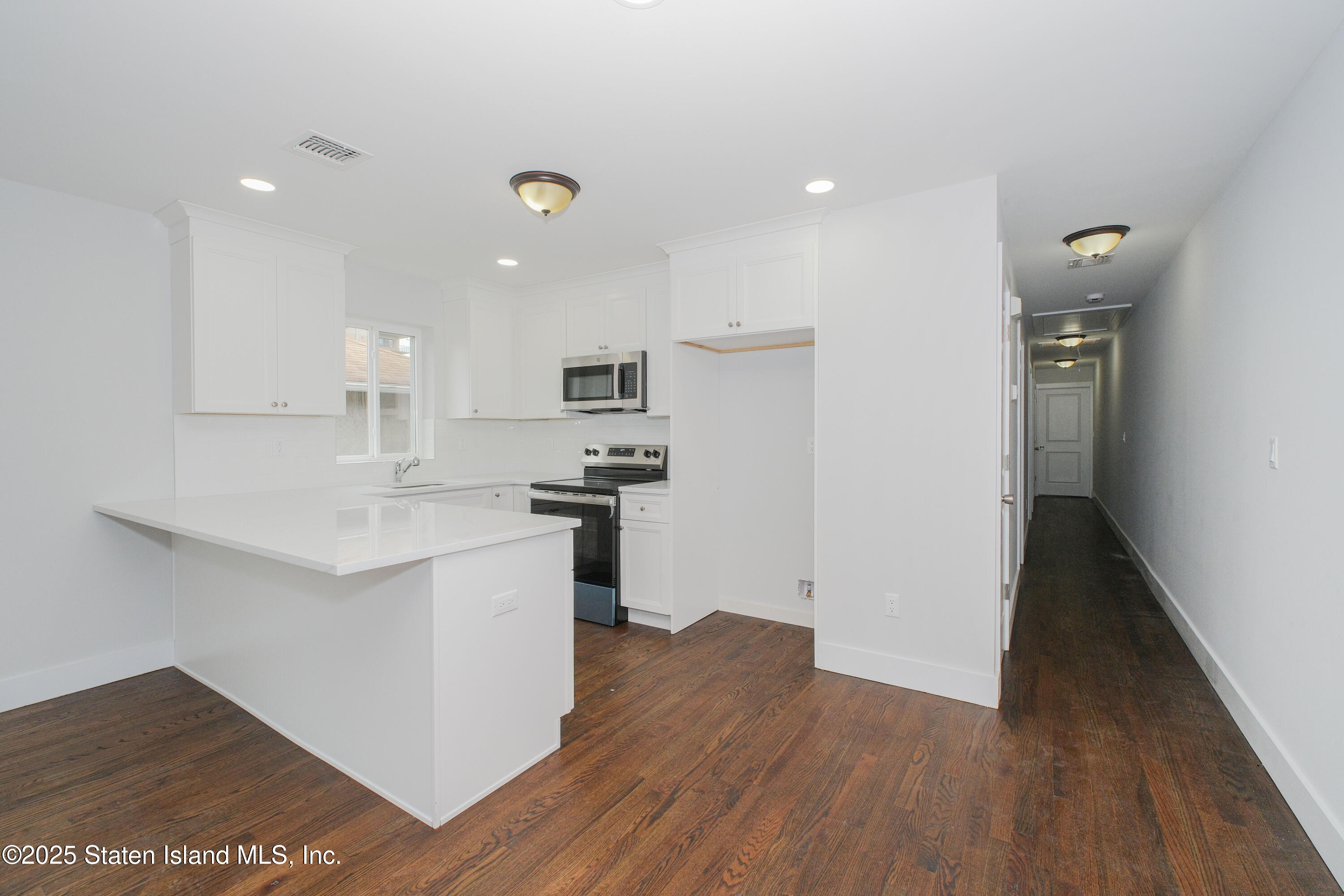 70 Clifton Avenue, Staten Island, NY, 10305 image 32